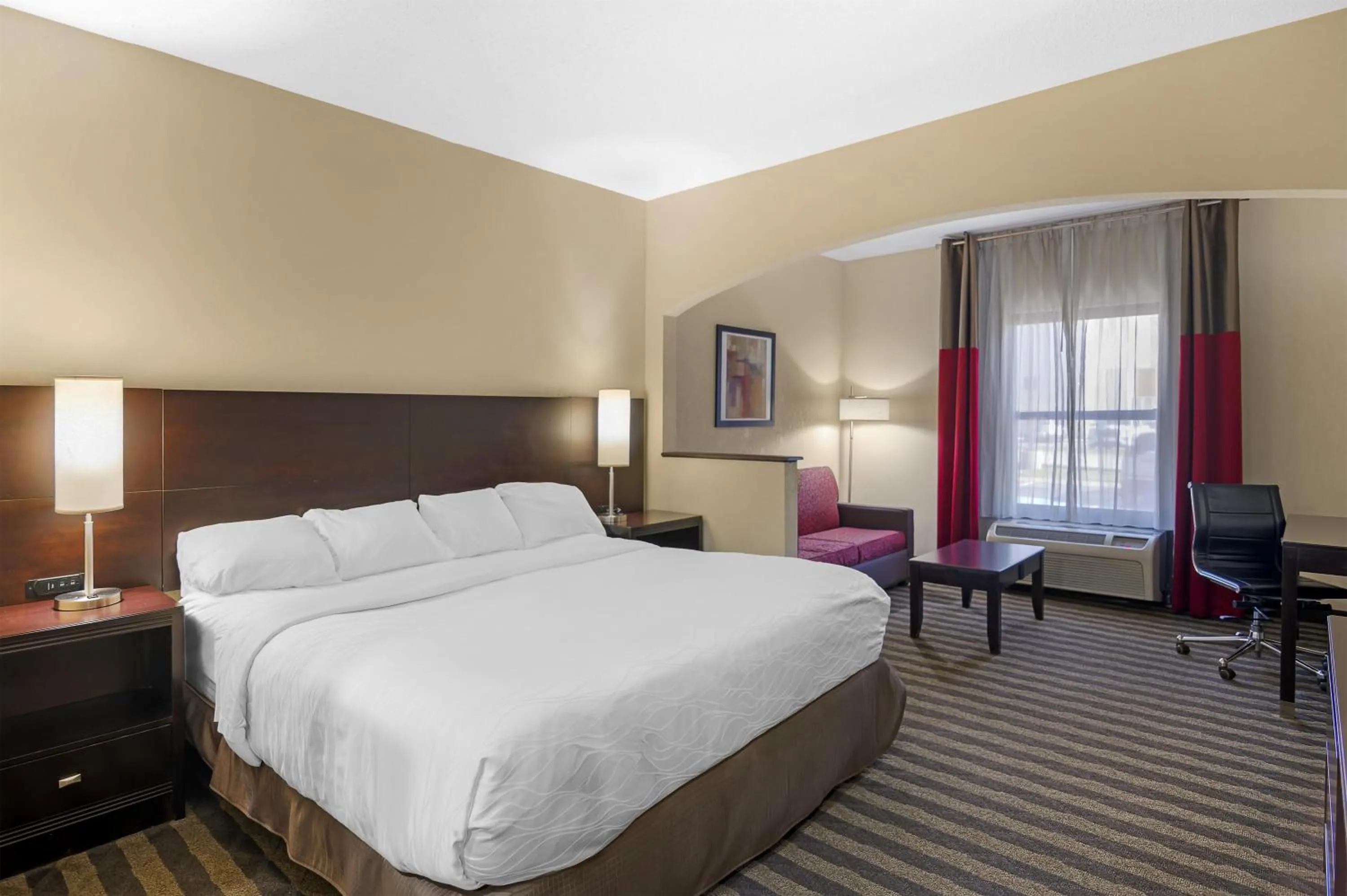 Bedroom, Bed in Best Western Suites near Opryland