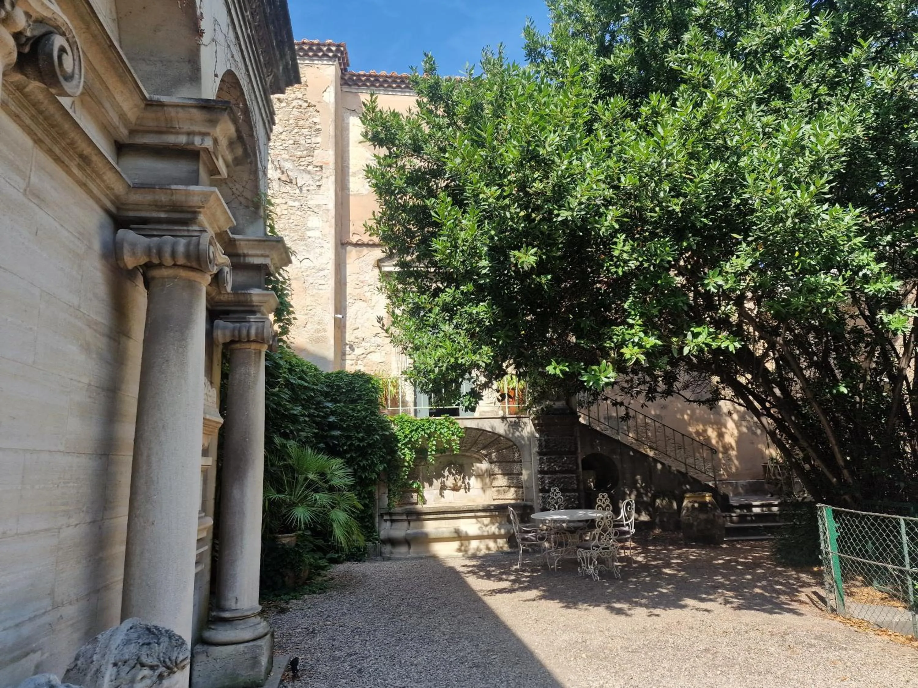 Palais de Luppé, Chambre d'hôtes