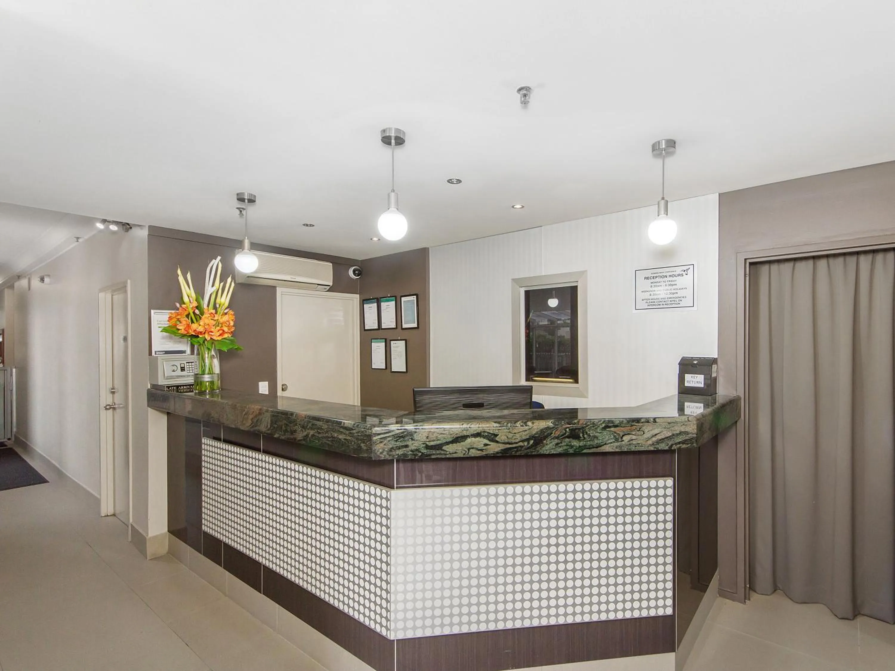 Lobby or reception in Sunbird Beach Resort Gold Coast