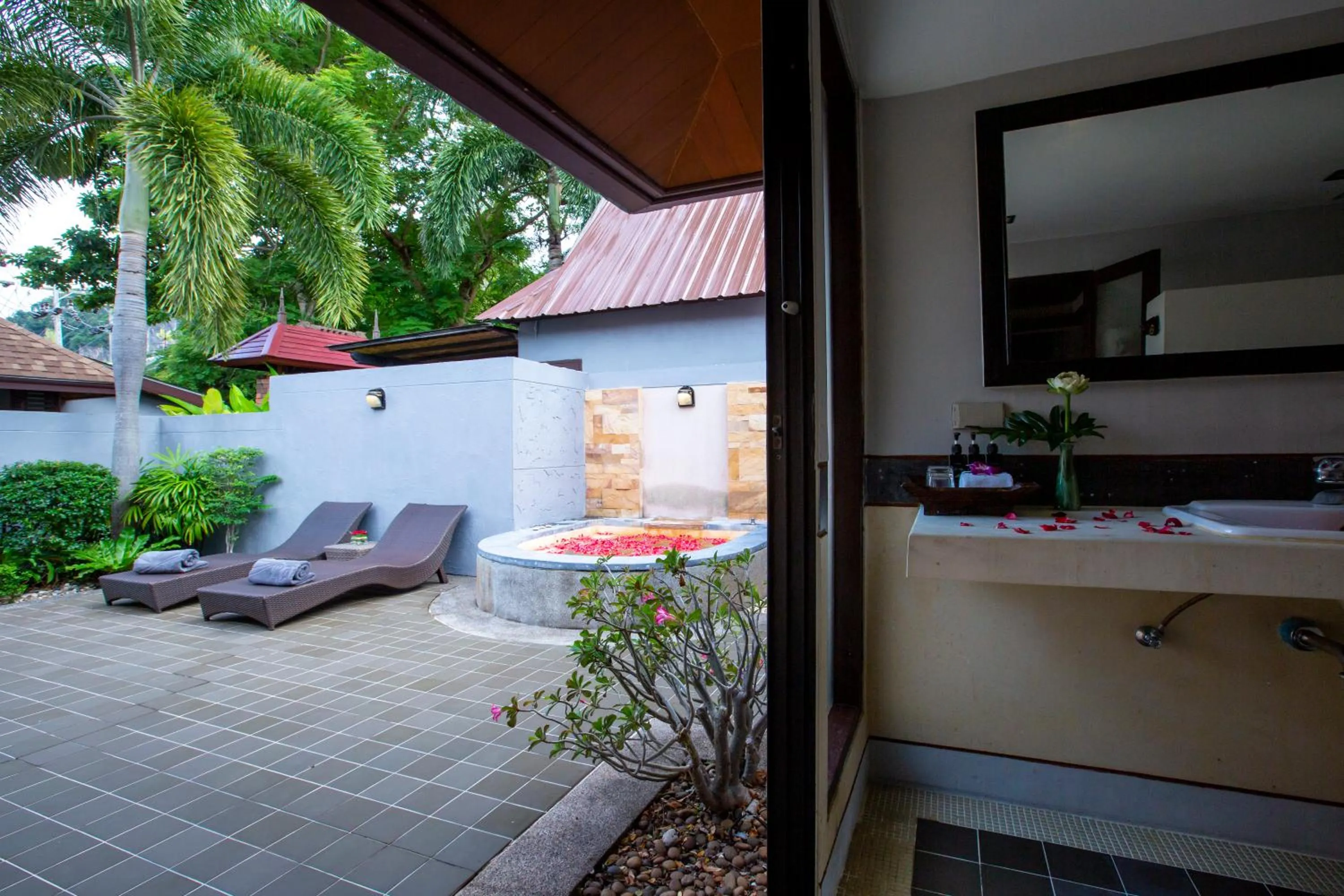 Railay Bay Resort & Spa