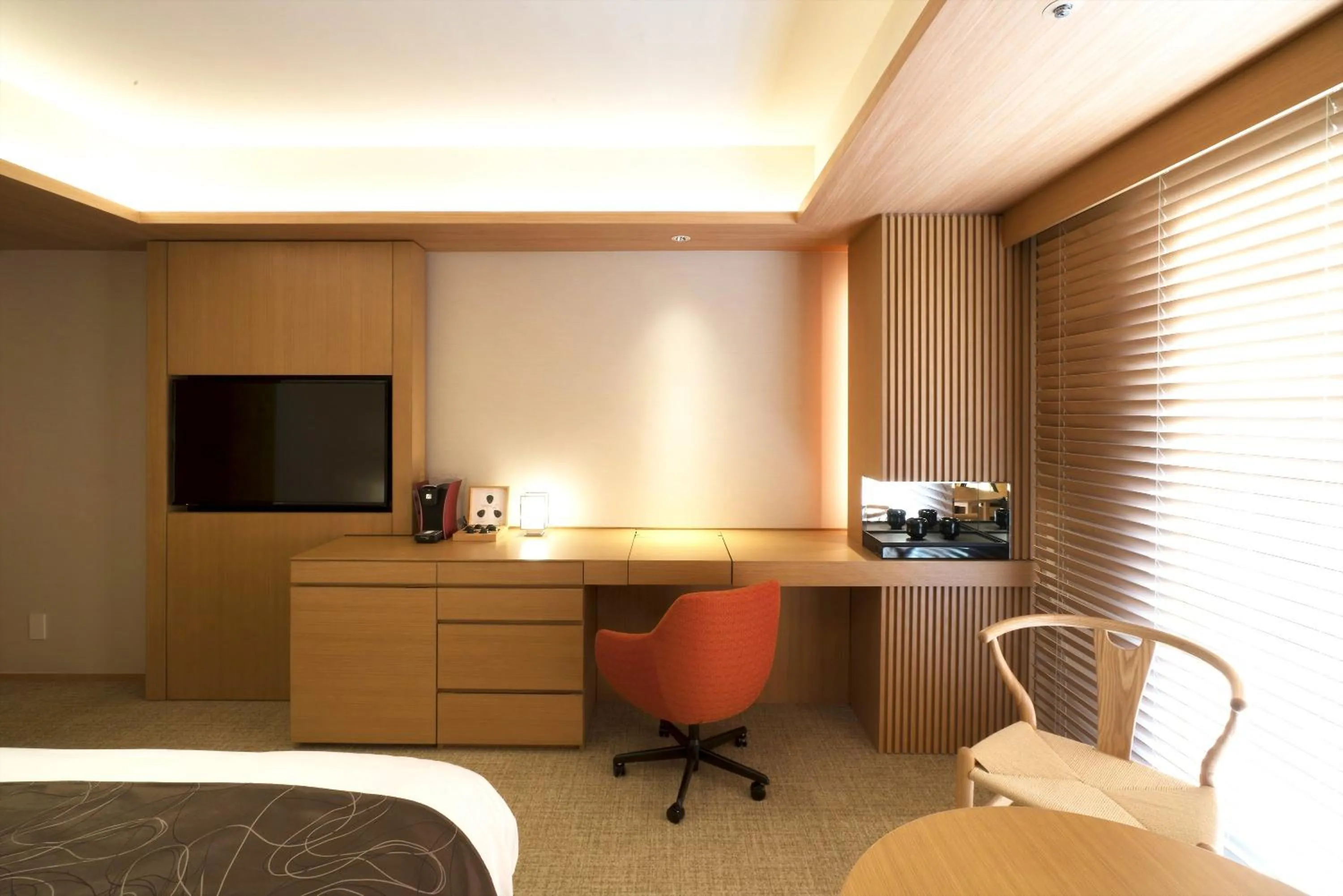 Photo of the whole room, Bed in ANA Crowne Plaza Hotel Kyoto by IHG