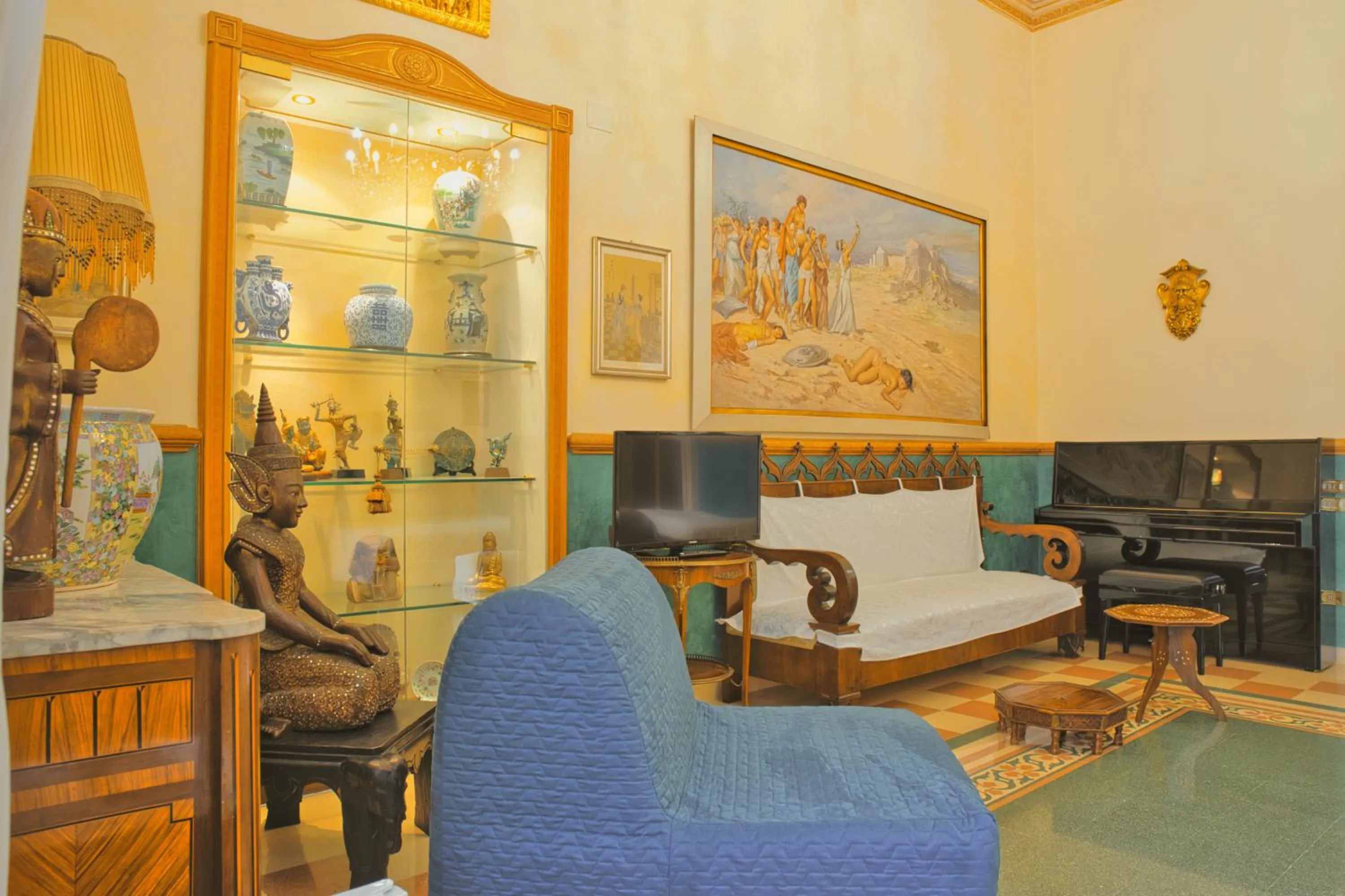 Decorative detail in B&B Flora House