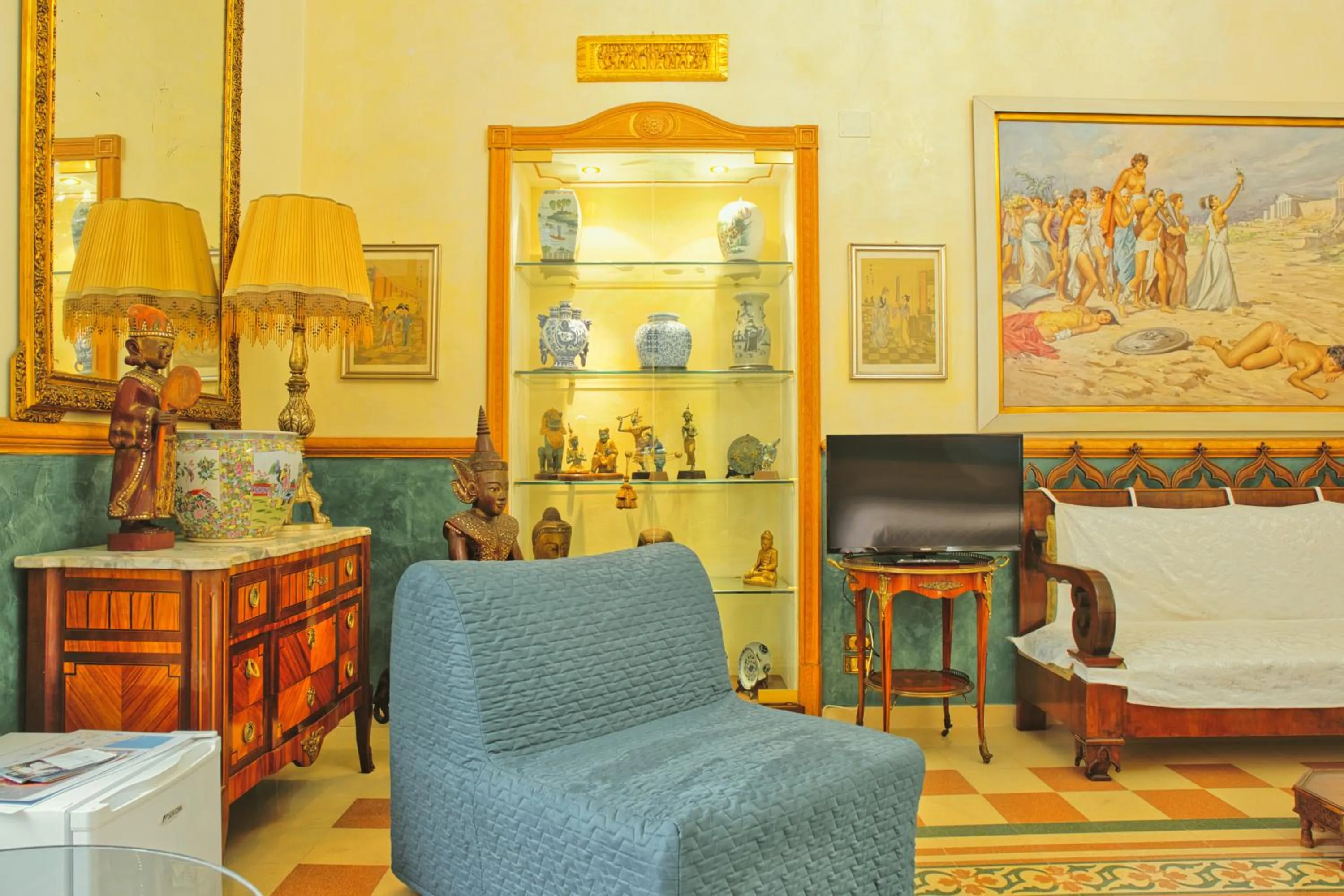 Decorative detail in B&B Flora House