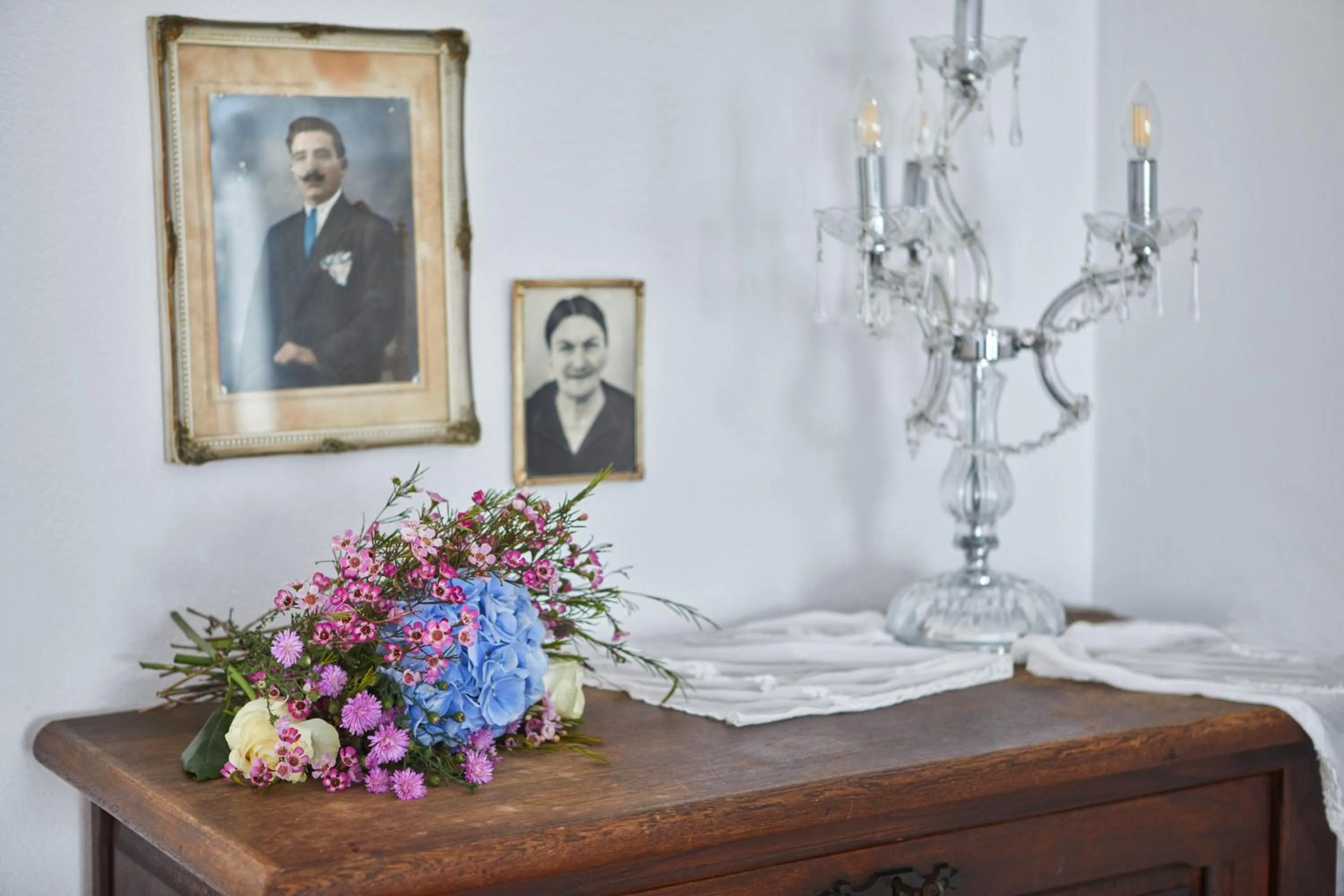 Decorative detail in Arvanitis Cave Village