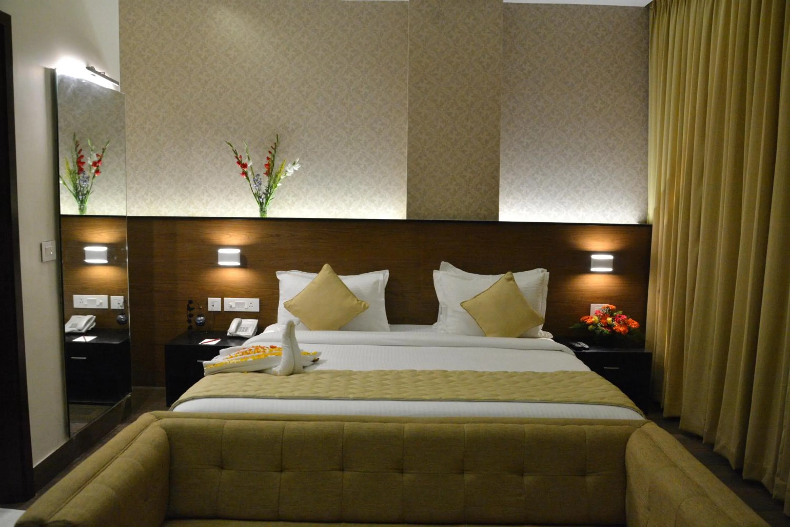 Bed in Hotel Sree Annamalaiyar Park