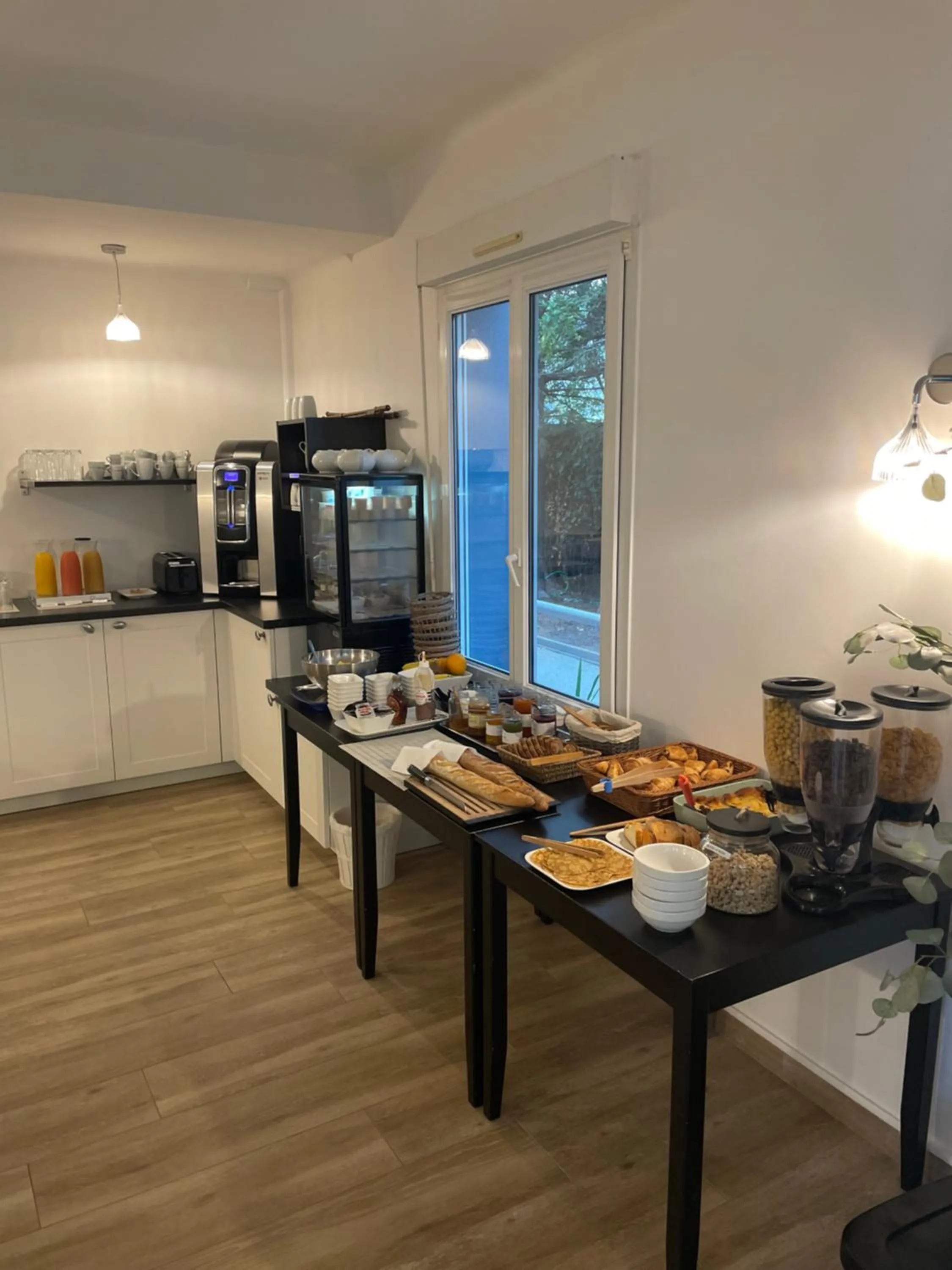 Food and drinks in Hotel La Licorne