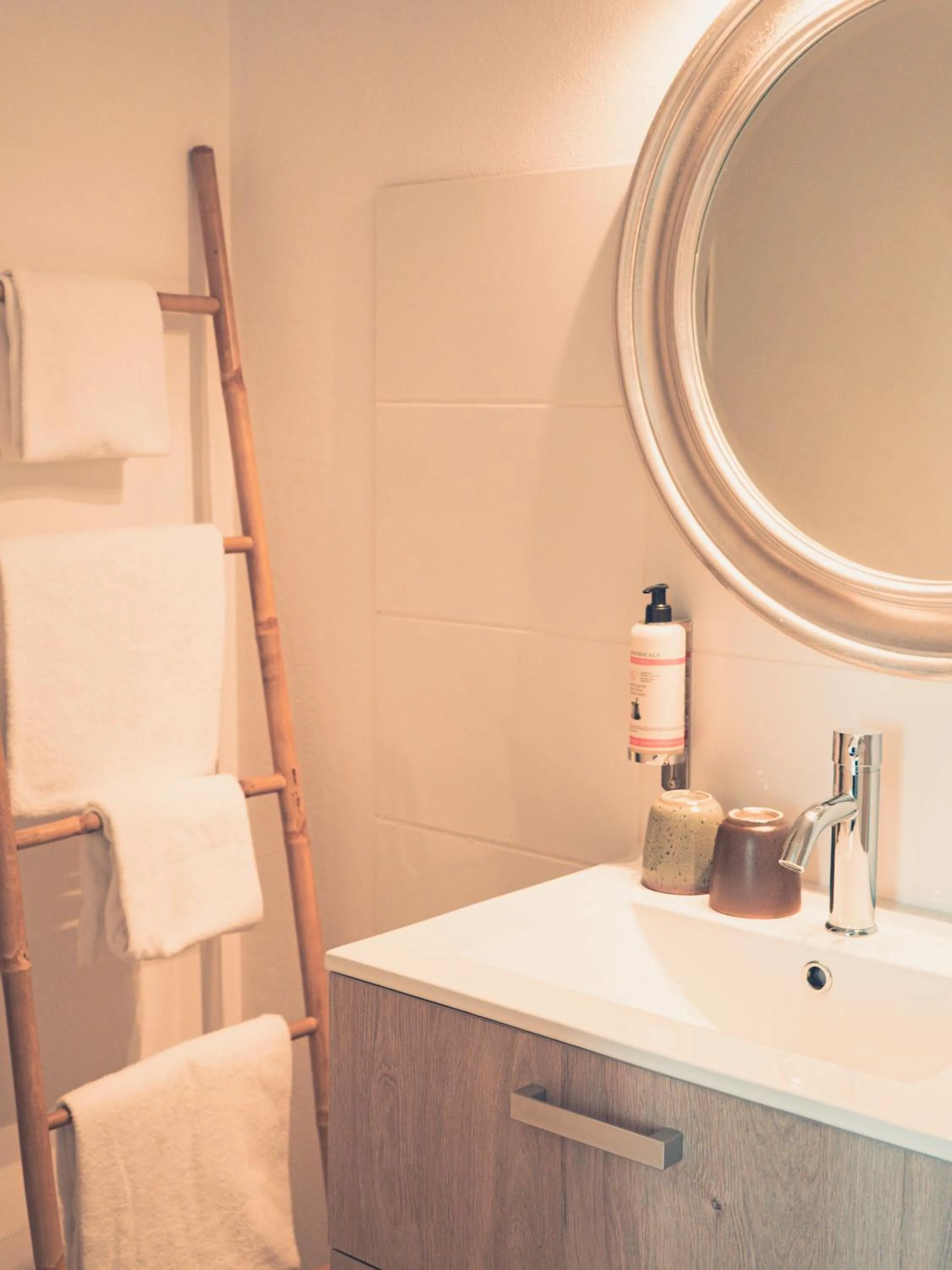 Bathroom in Hotel La Licorne