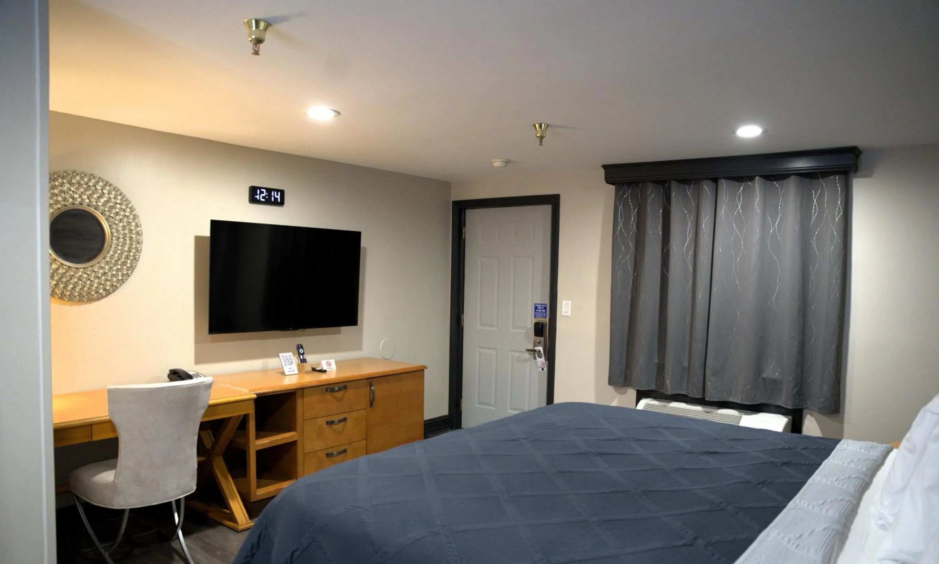 Bed in Carrier Motor Lodge