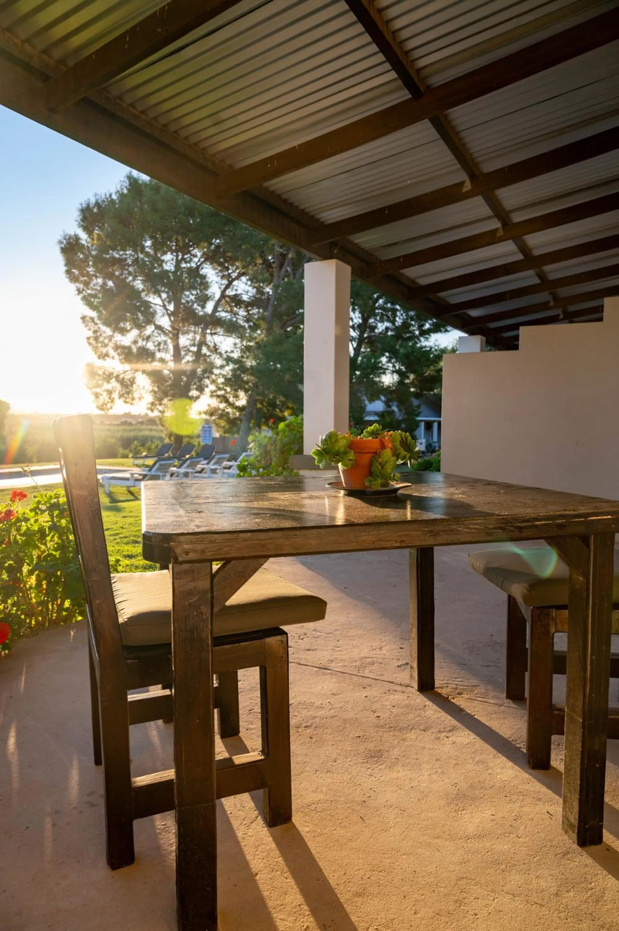 Patio in De Denne Country Guest House