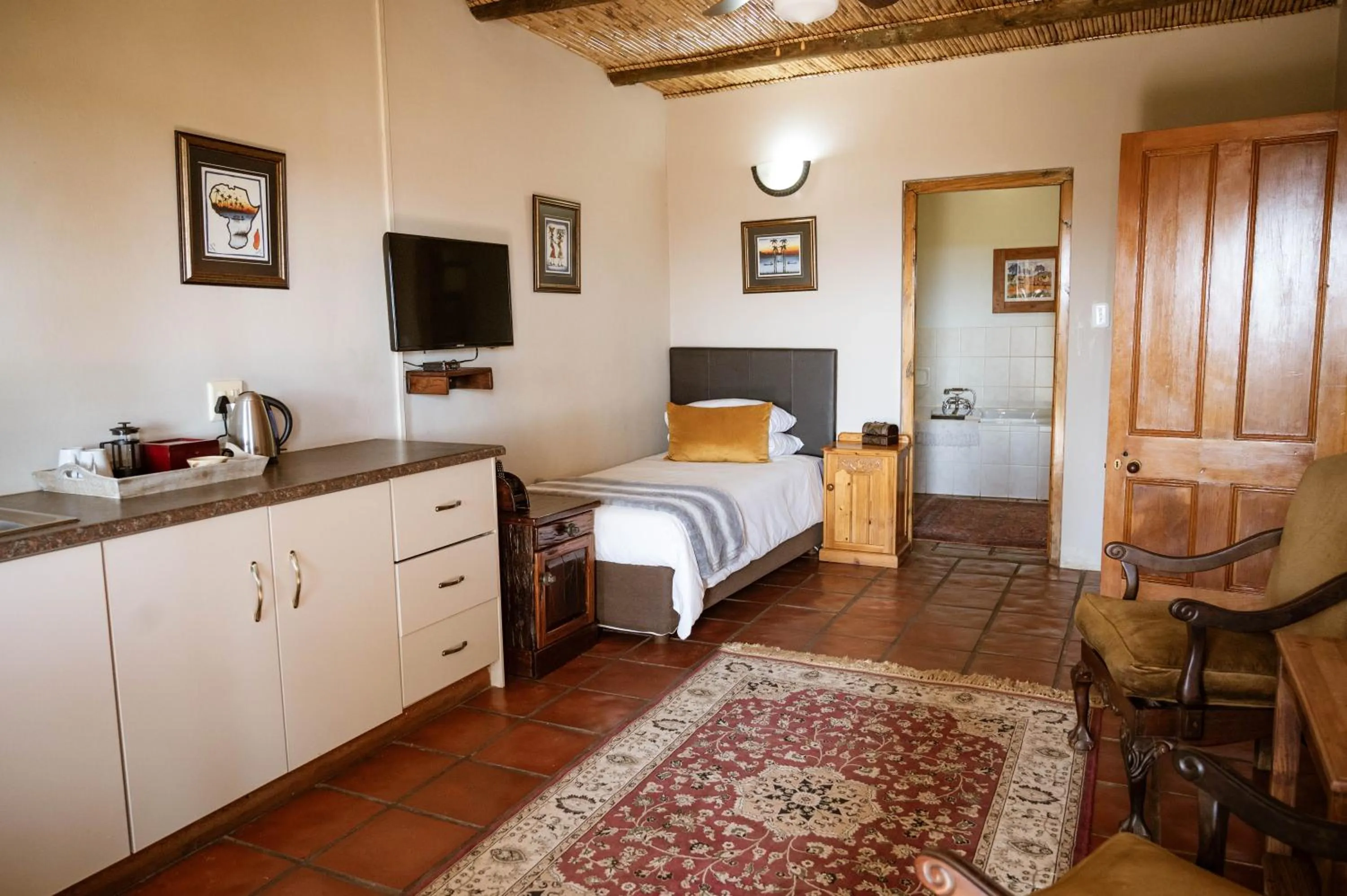 Bed in De Denne Country Guest House