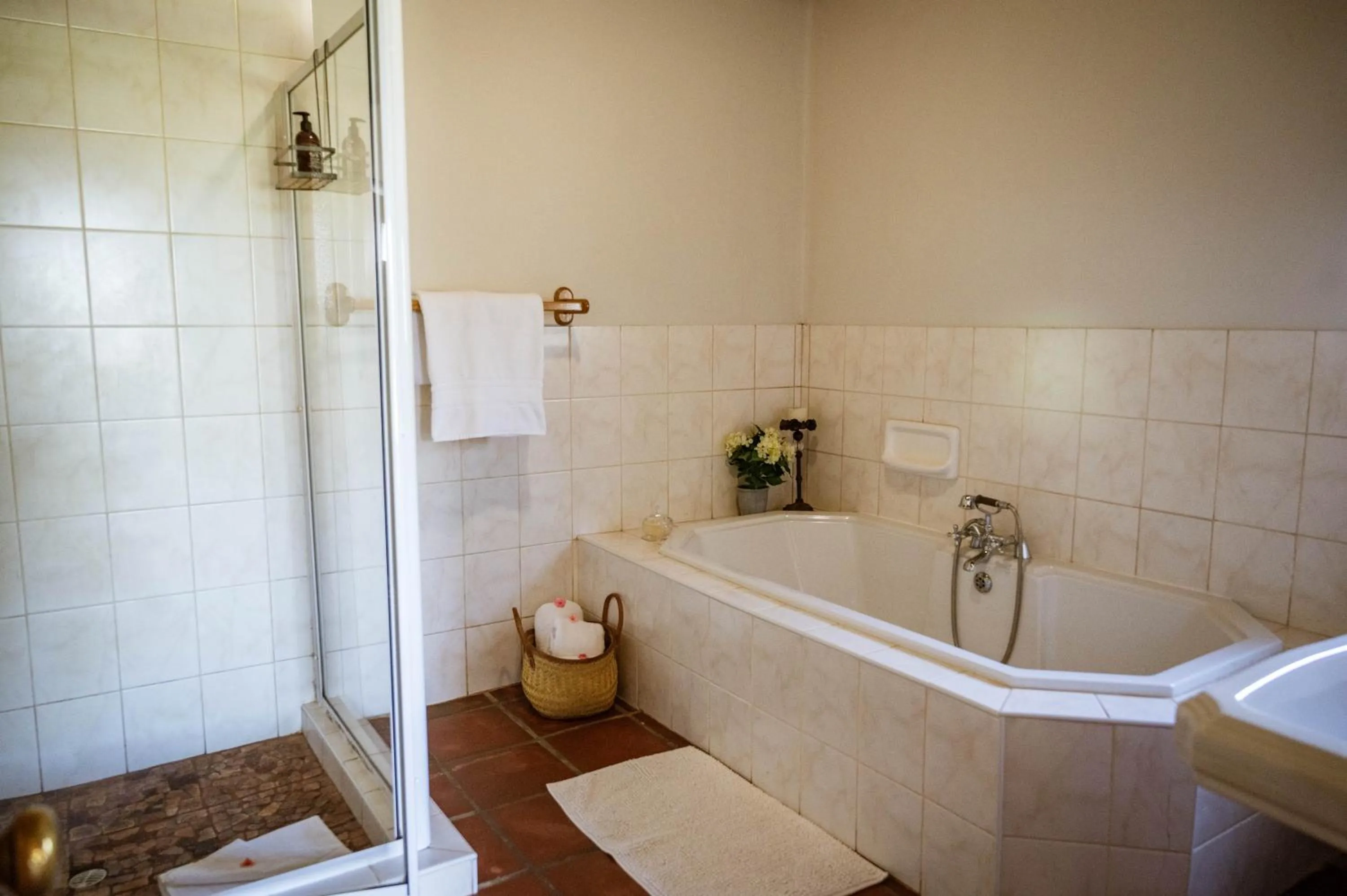 Shower in De Denne Country Guest House