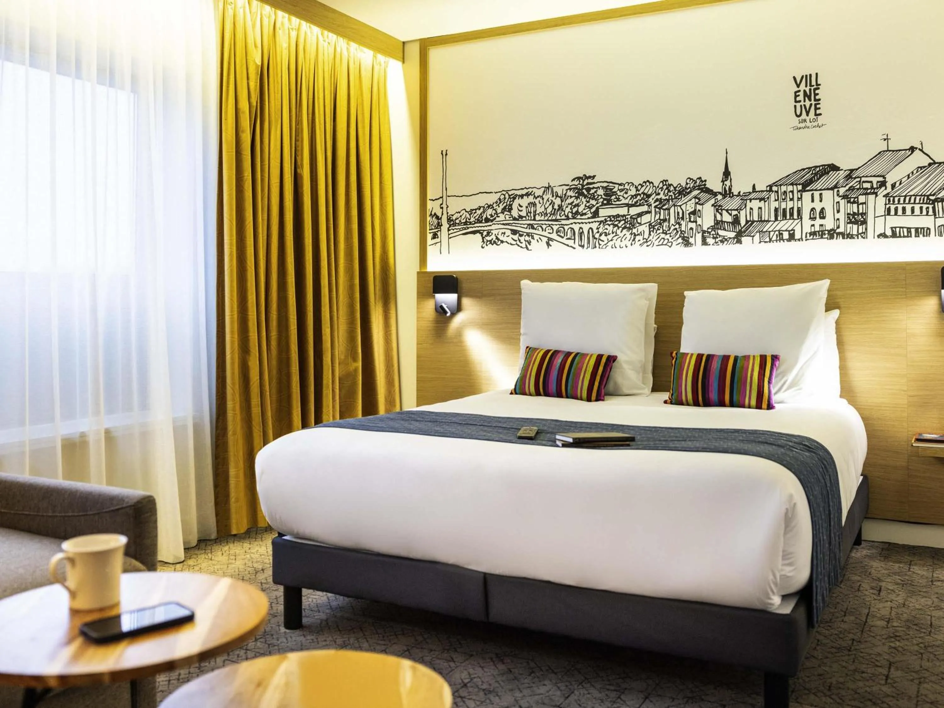 Bedroom, Bed in Mercure Agen Centre