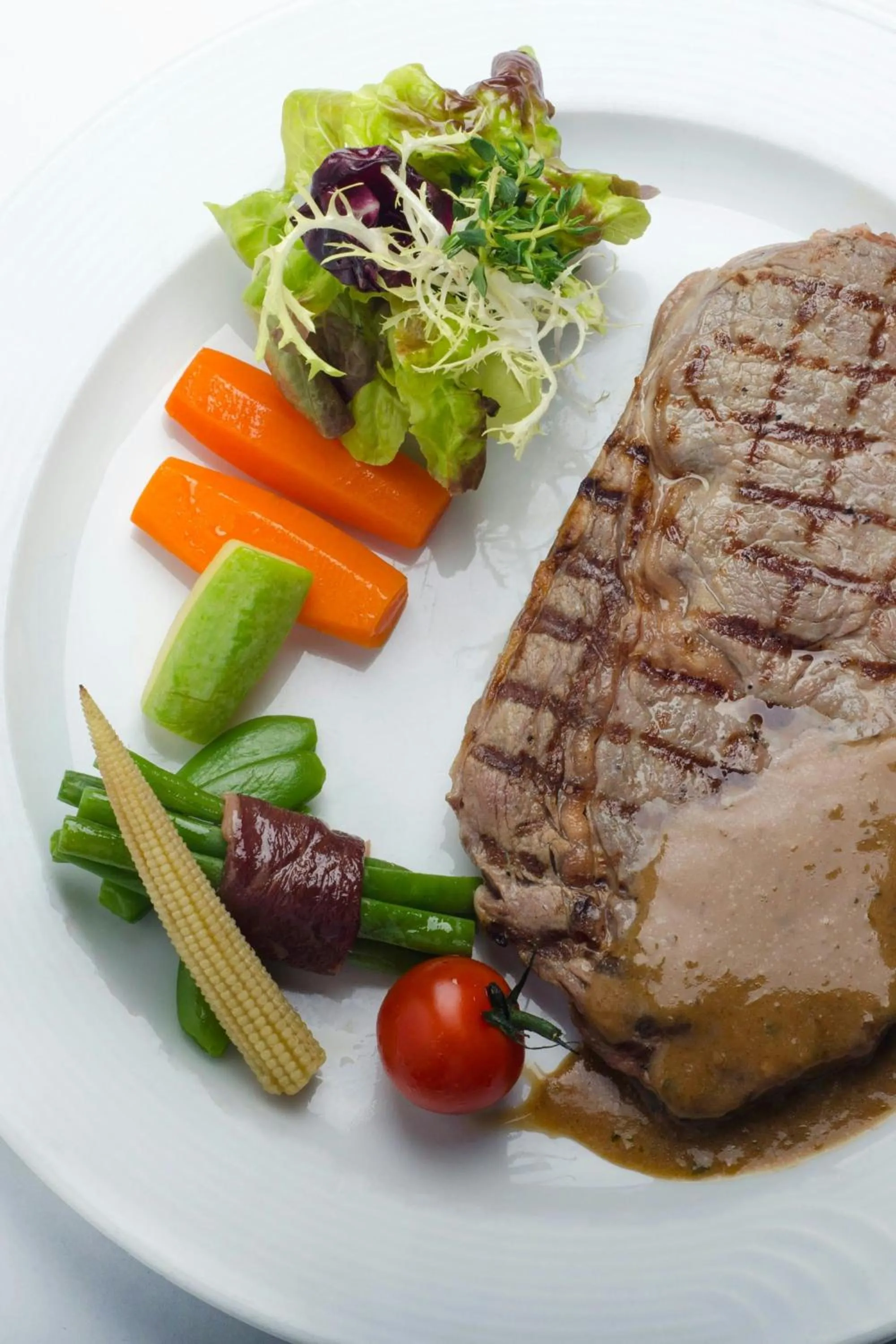 Restaurant/places to eat in Le Meridien Al Khobar