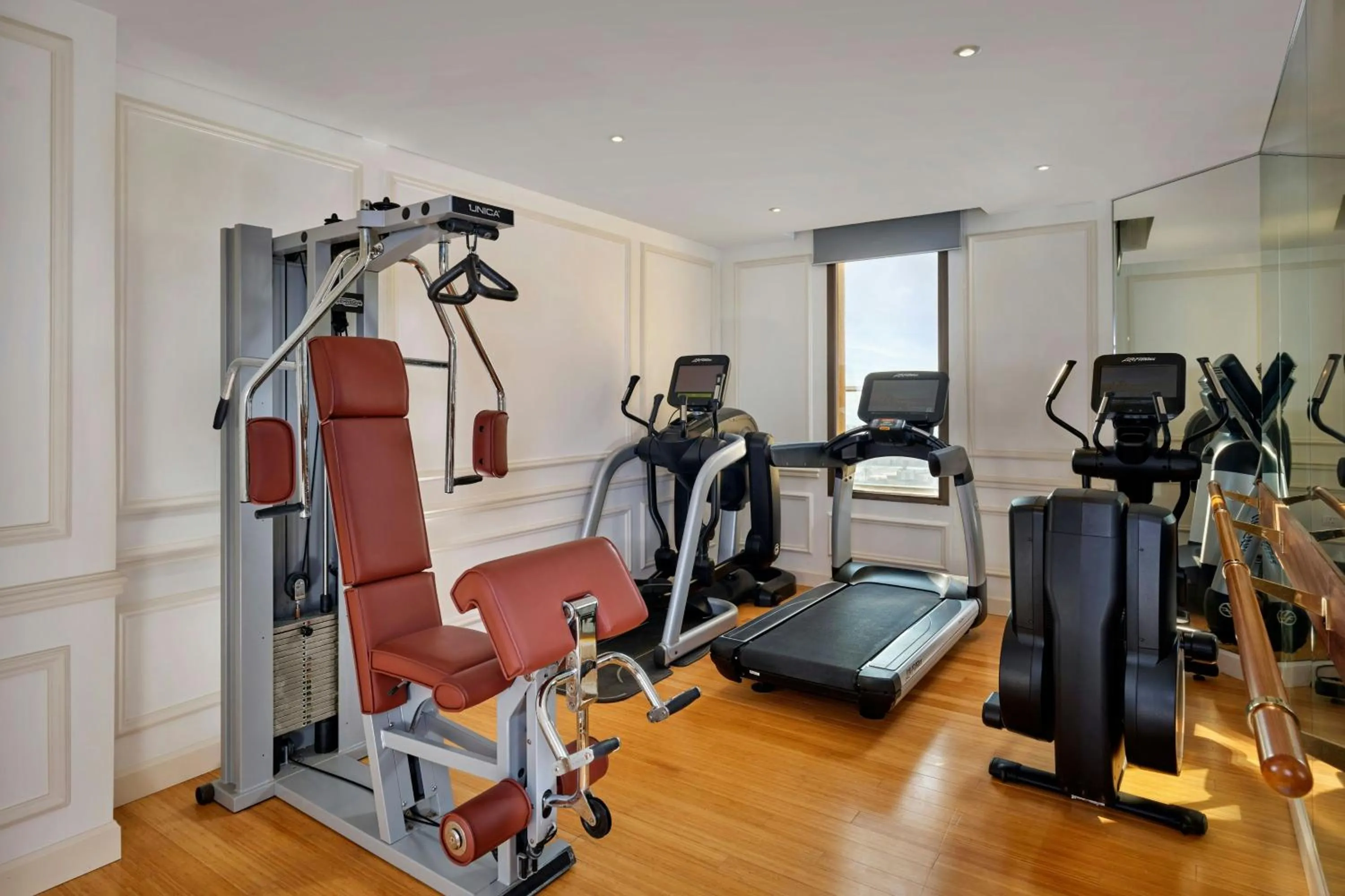 Photo of the whole room in Le Meridien Al Khobar