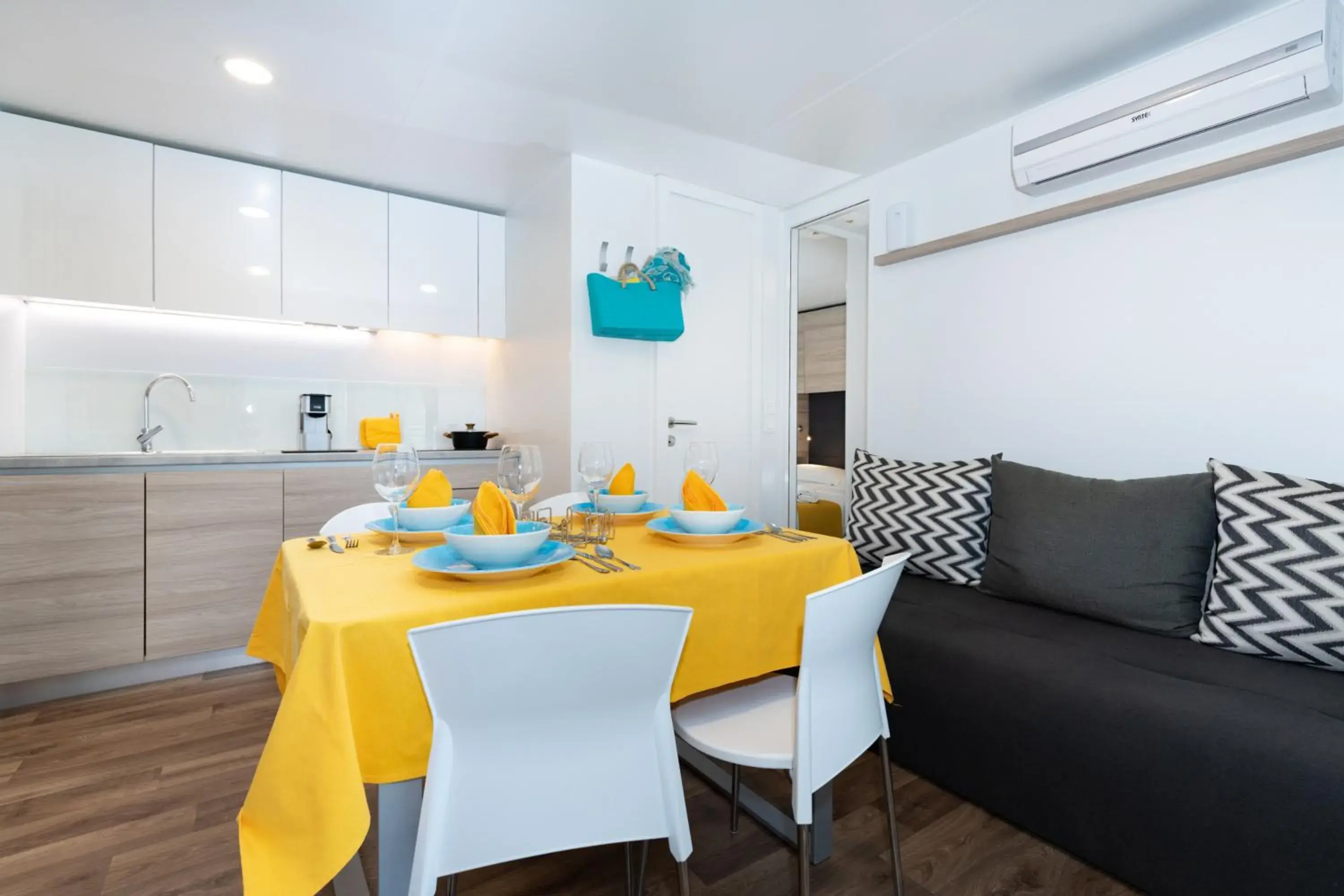 Mobile Home in Luxury Camp at Union Lido Mobile Home in Luxury Camp at Union Lido