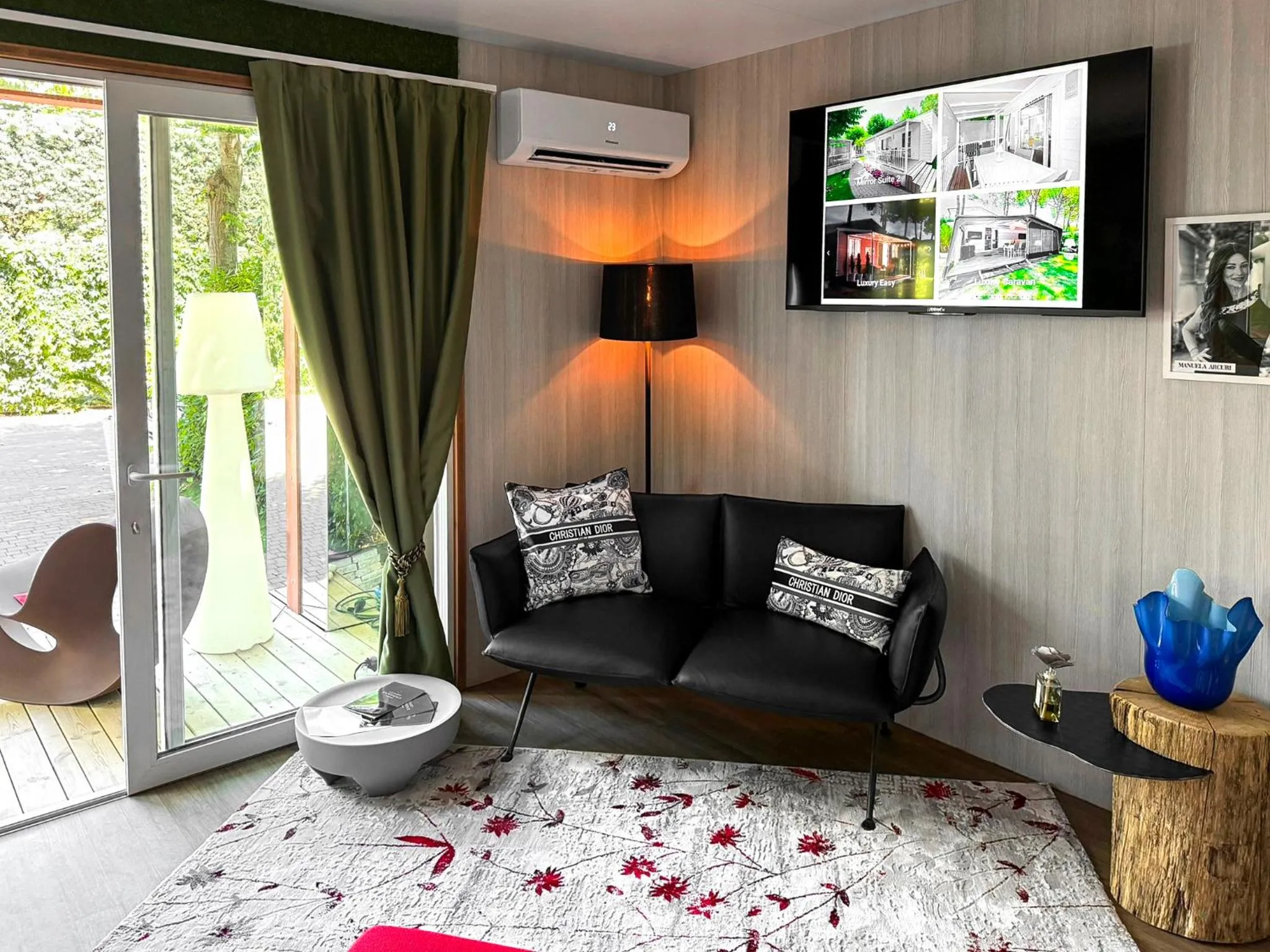 TV and multimedia in Luxury Camp at Union Lido