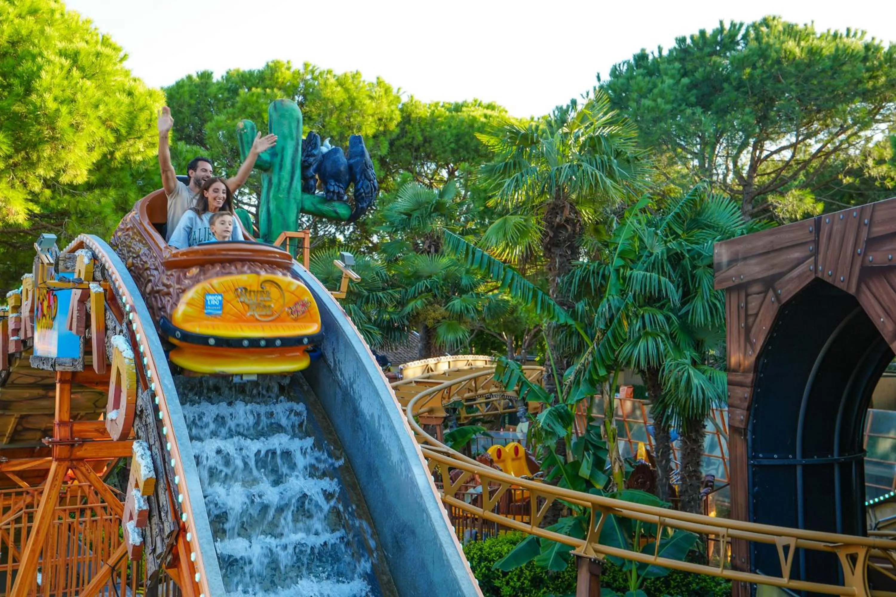 Children play ground in Luxury Camp at Union Lido