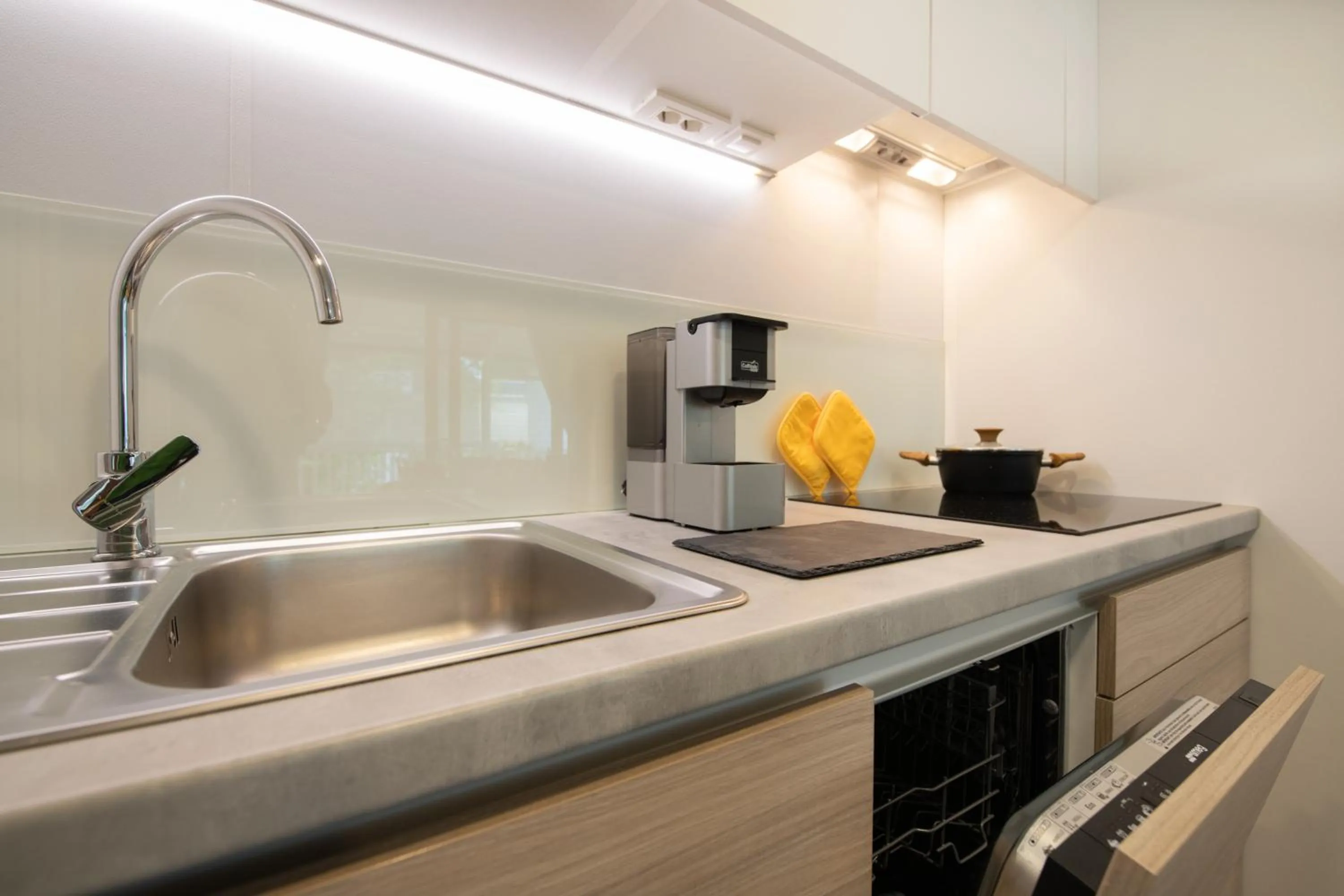 Coffee/tea facilities in Luxury Camp at Union Lido