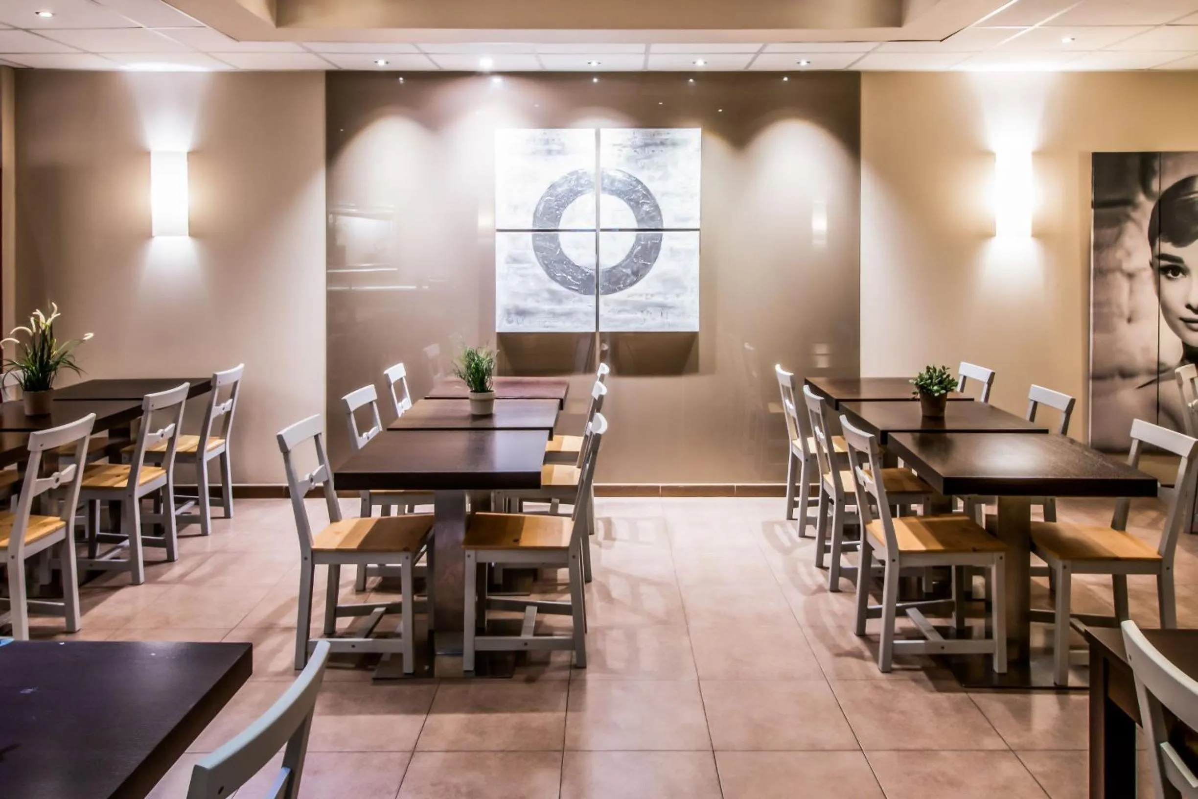 Lounge or bar in SM Hotel Teatre Auditori