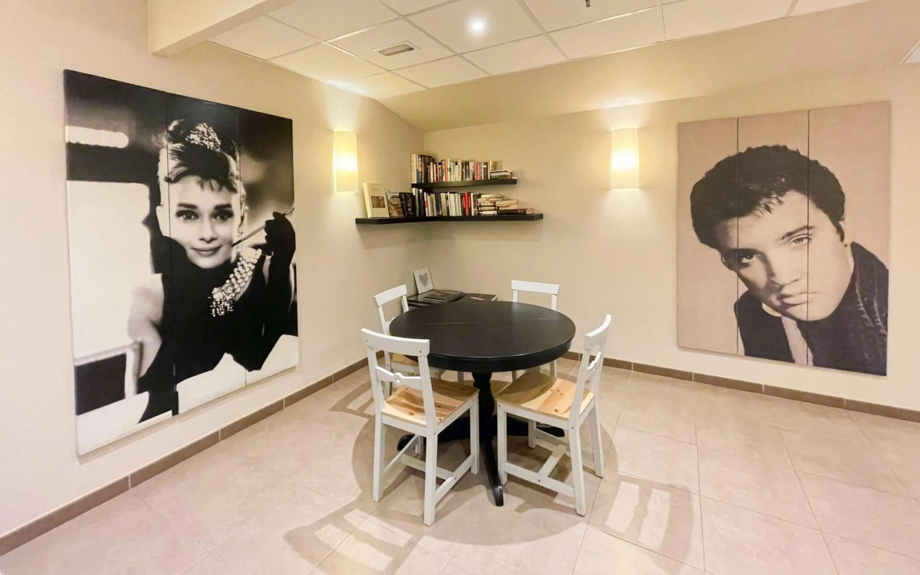 Buffet breakfast in SM Hotel Teatre Auditori