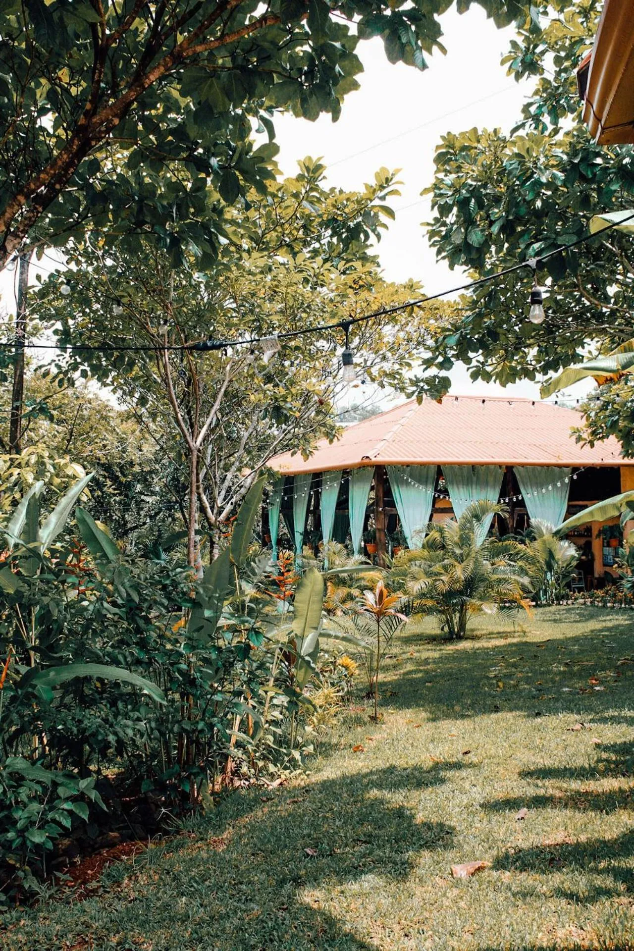 Restaurant/places to eat in Villa Coco