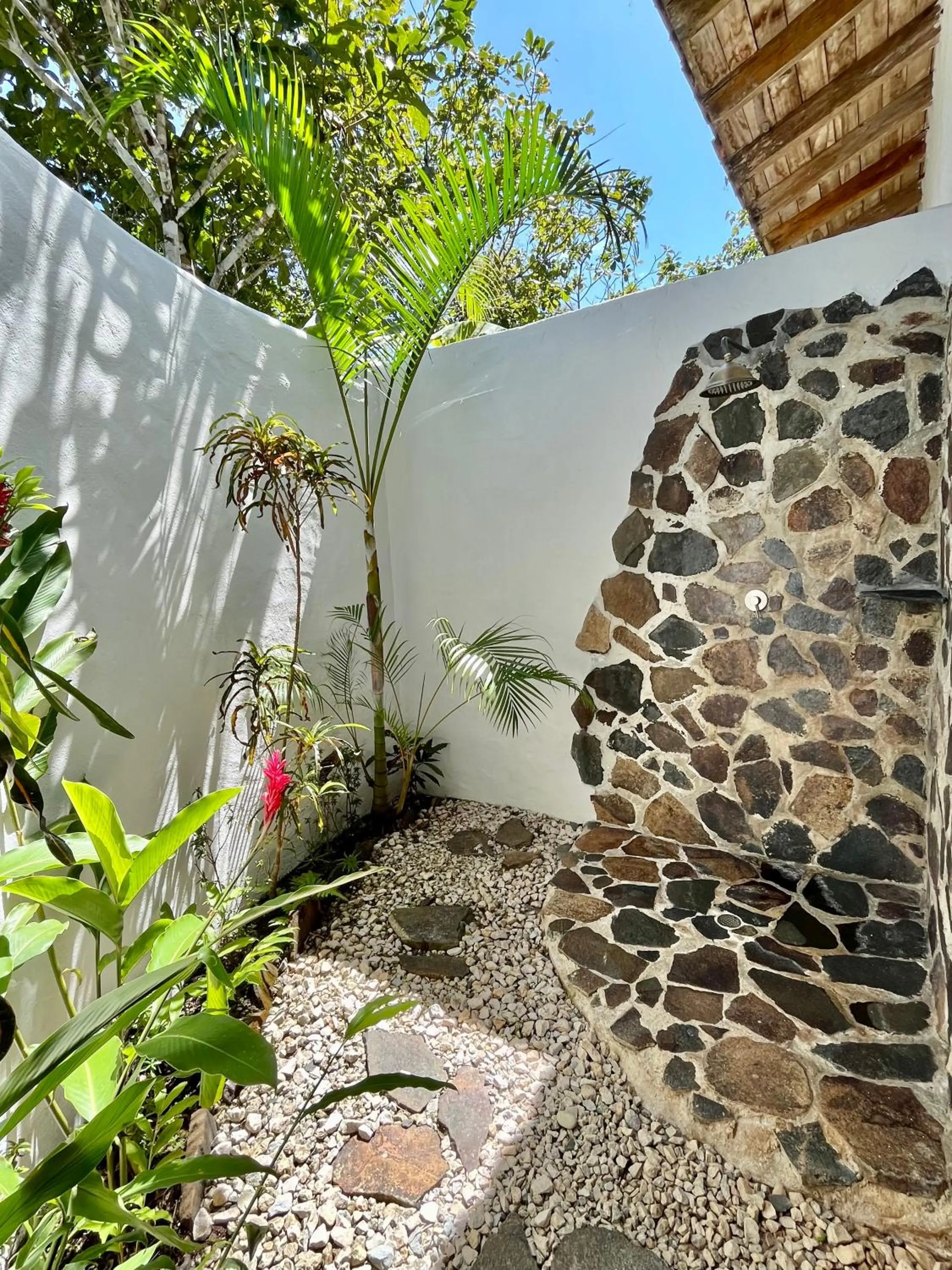 Shower in Villa Coco