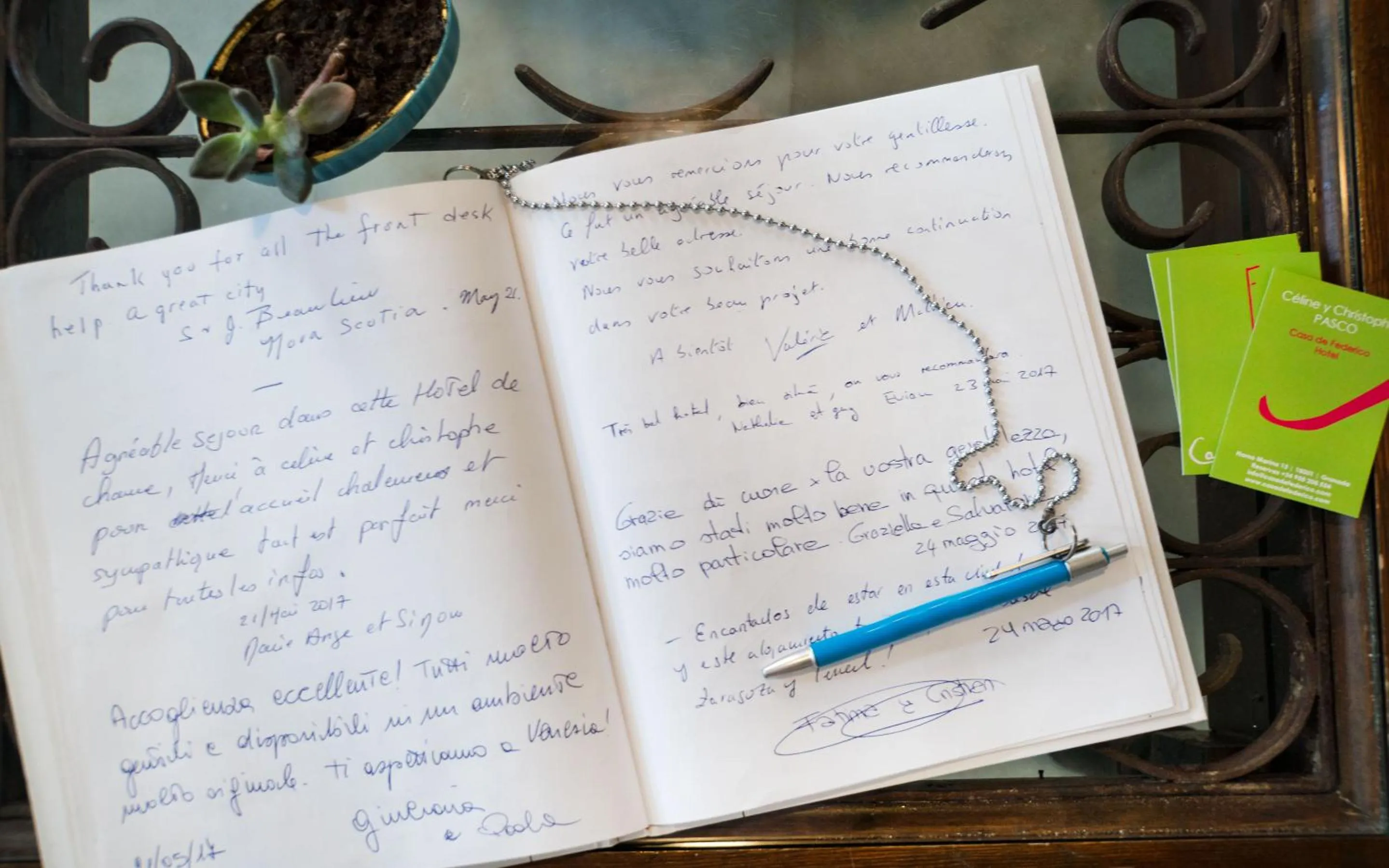 Decorative detail in Casa de Federico Boutique