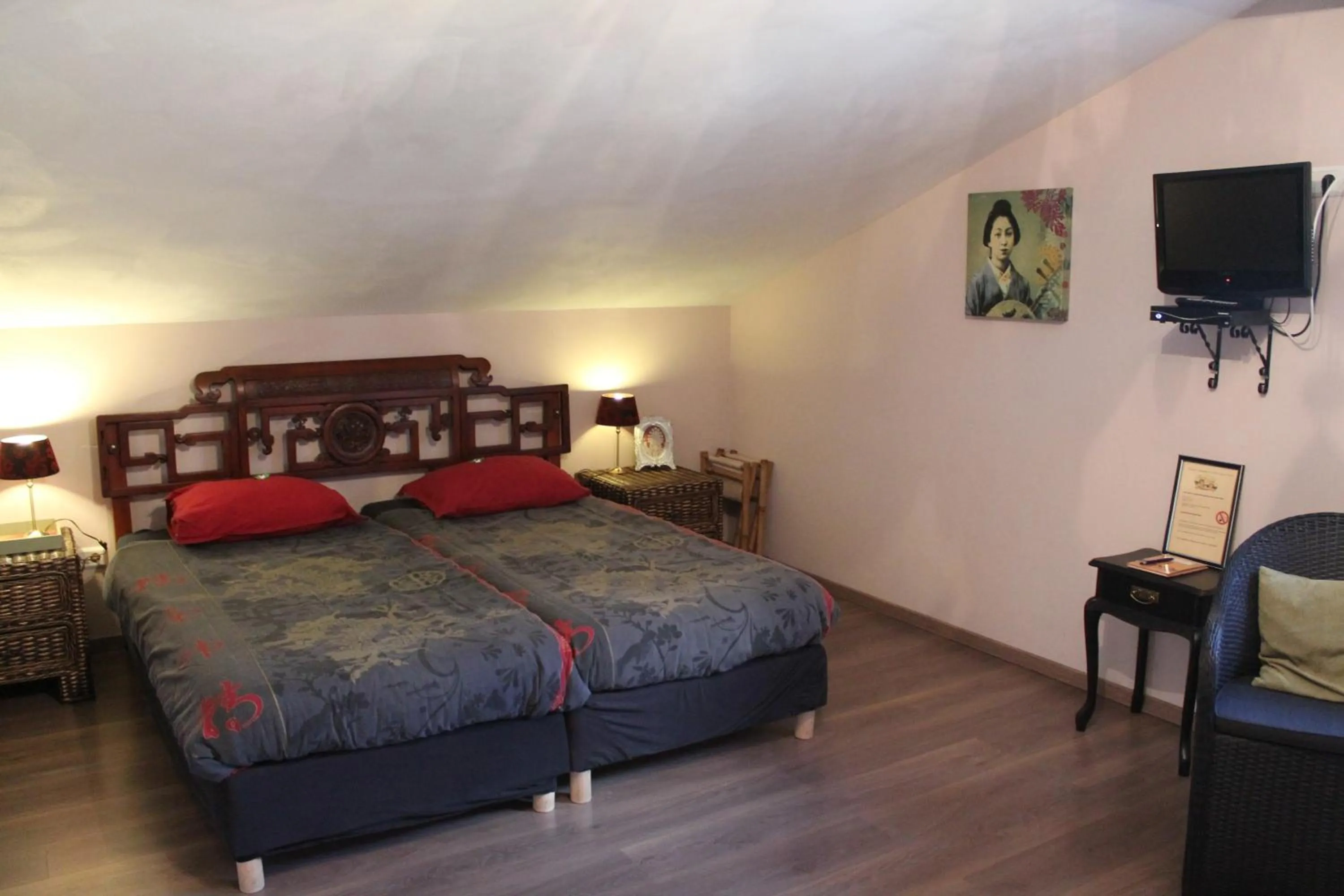 Bed in Hotel Groote Engel