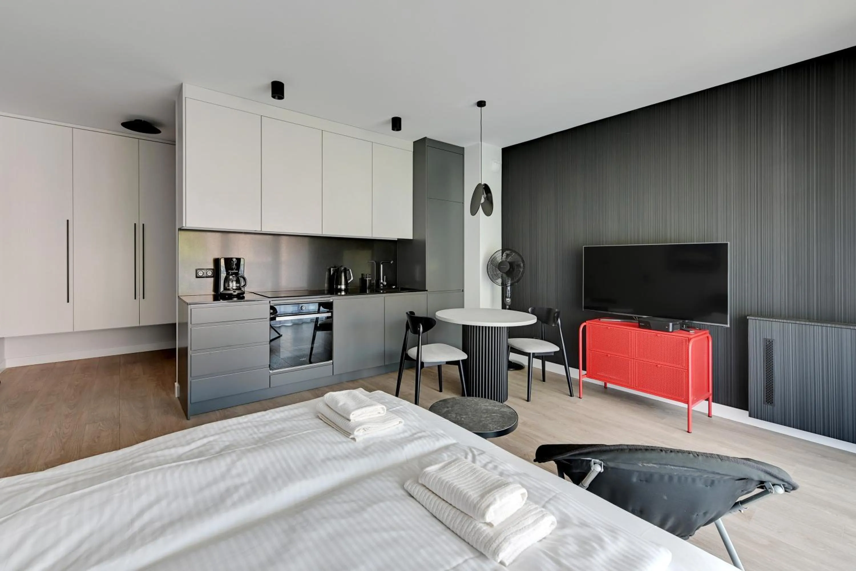 TV and multimedia, Bed in Gdańsk Comfort Apartaments Łąkowa