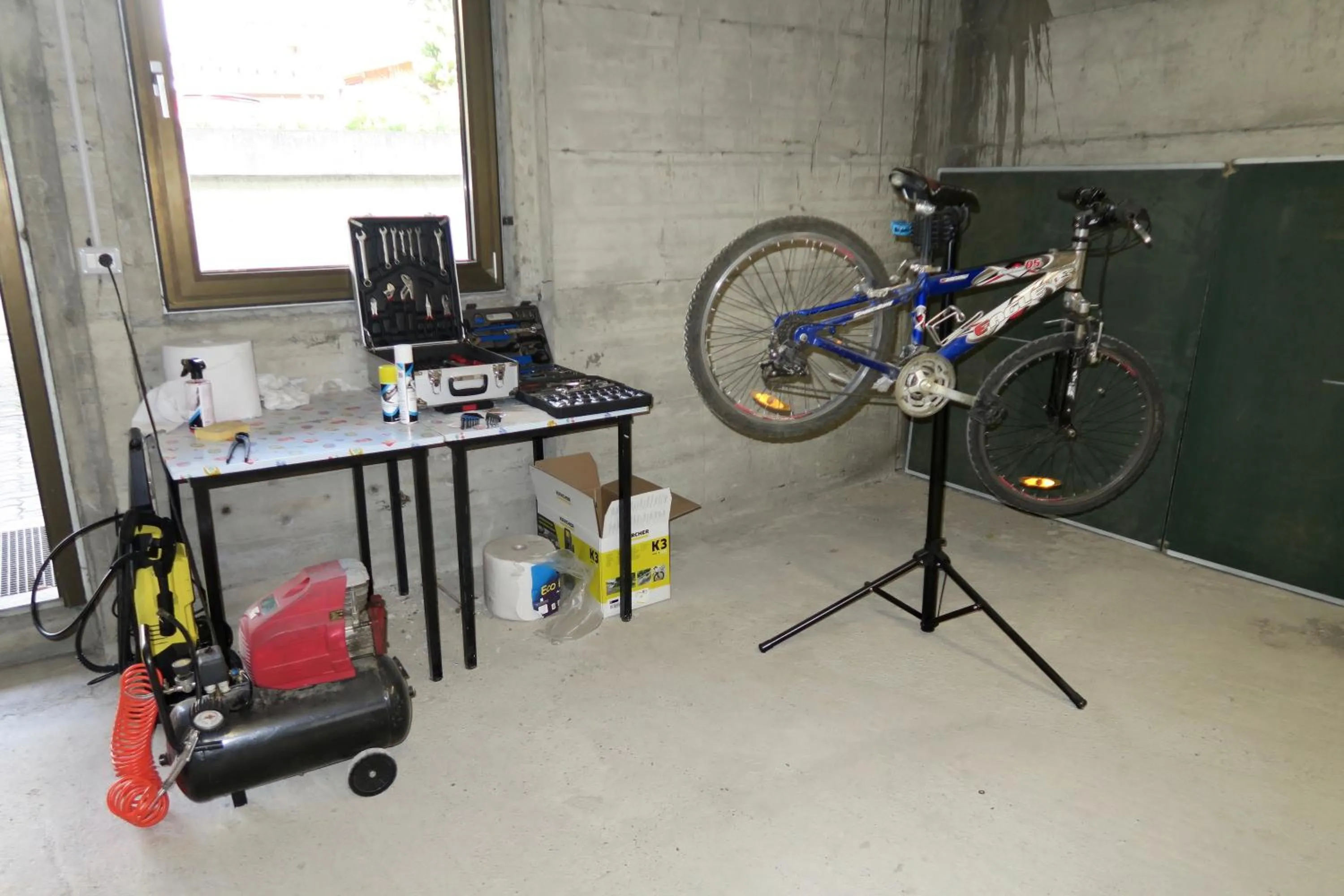 Cycling in Holiday House Erika