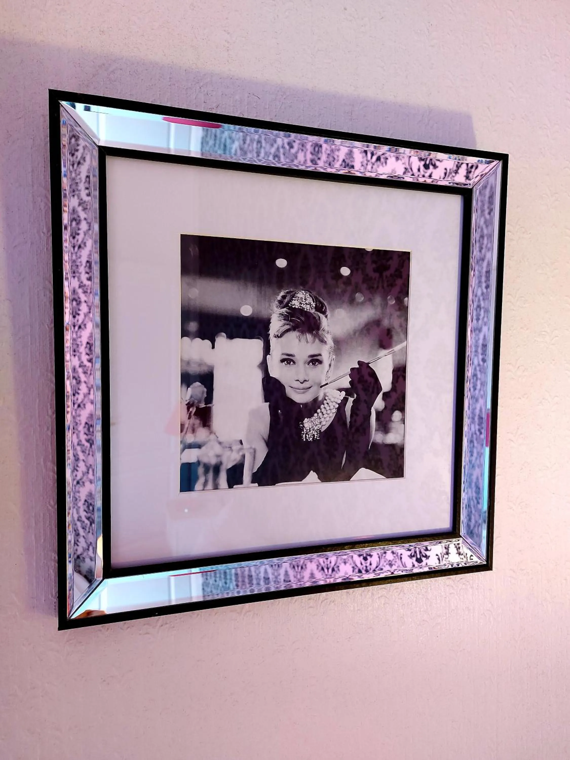 Decorative detail in Hotel Mondial