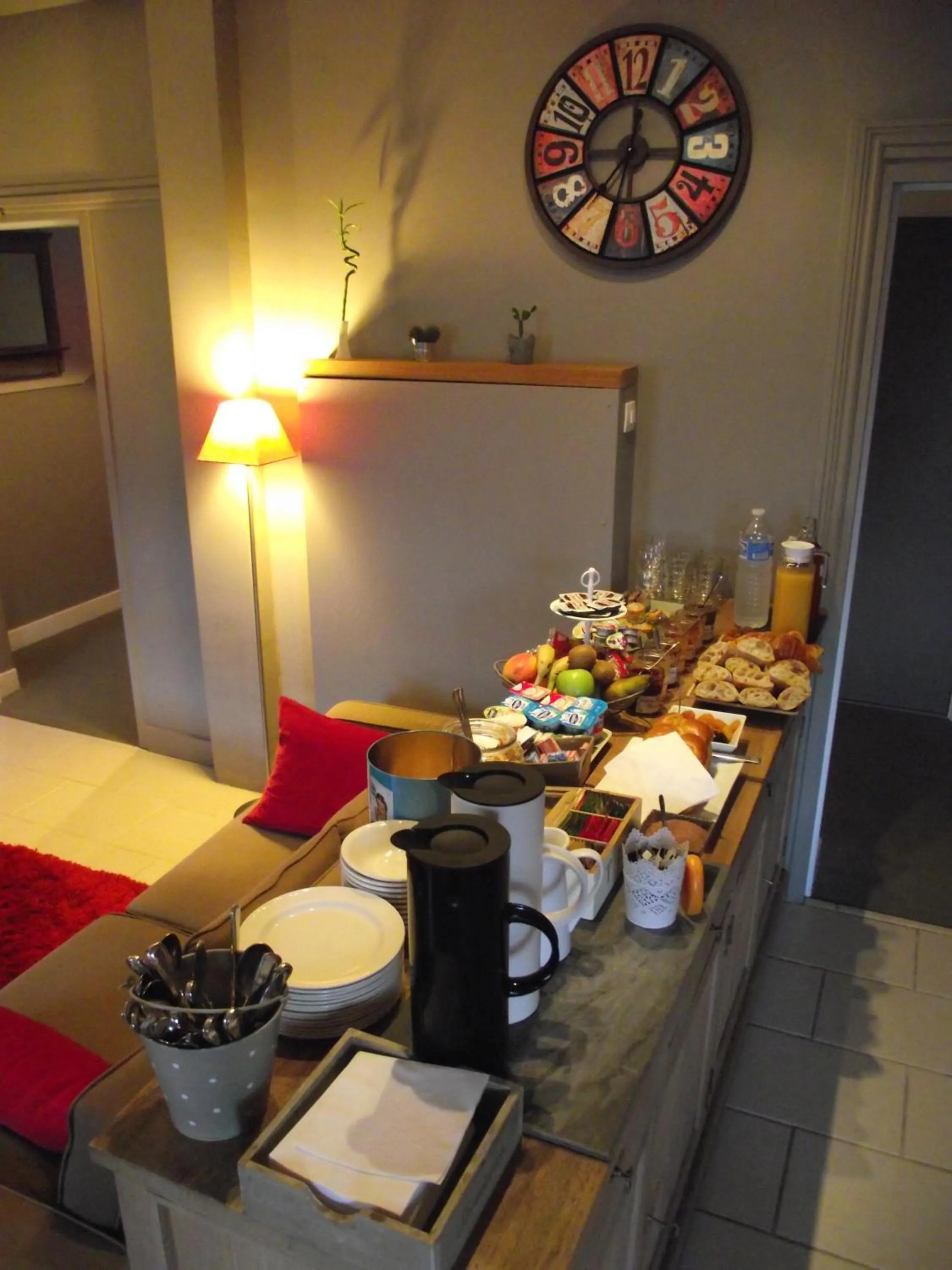 Food in Hotel Mondial