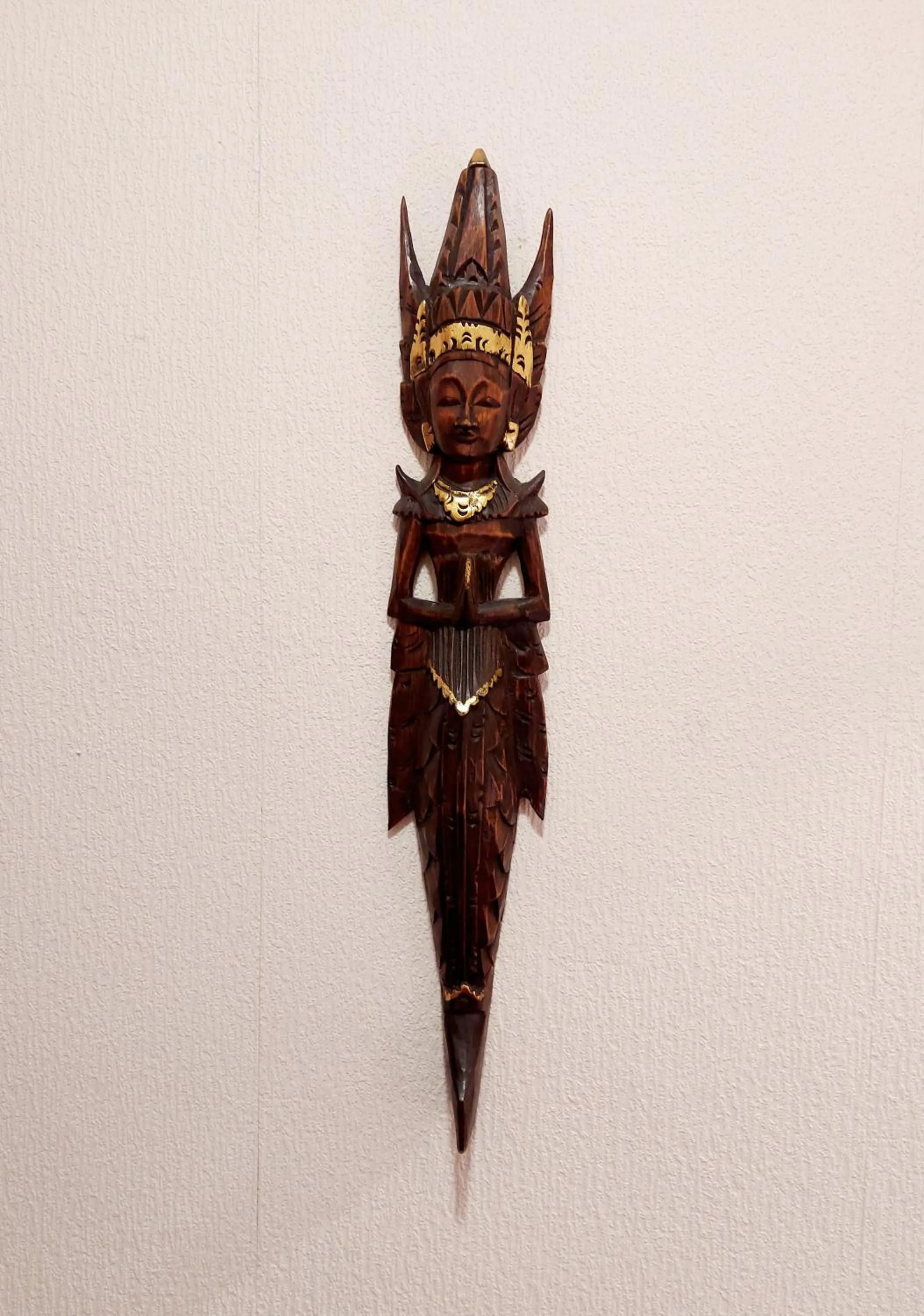 Decorative detail in Hotel Mondial