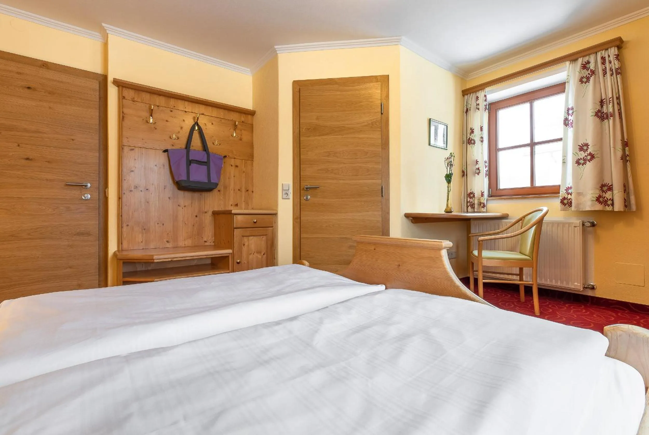 Photo of the whole room in Pension Antonia