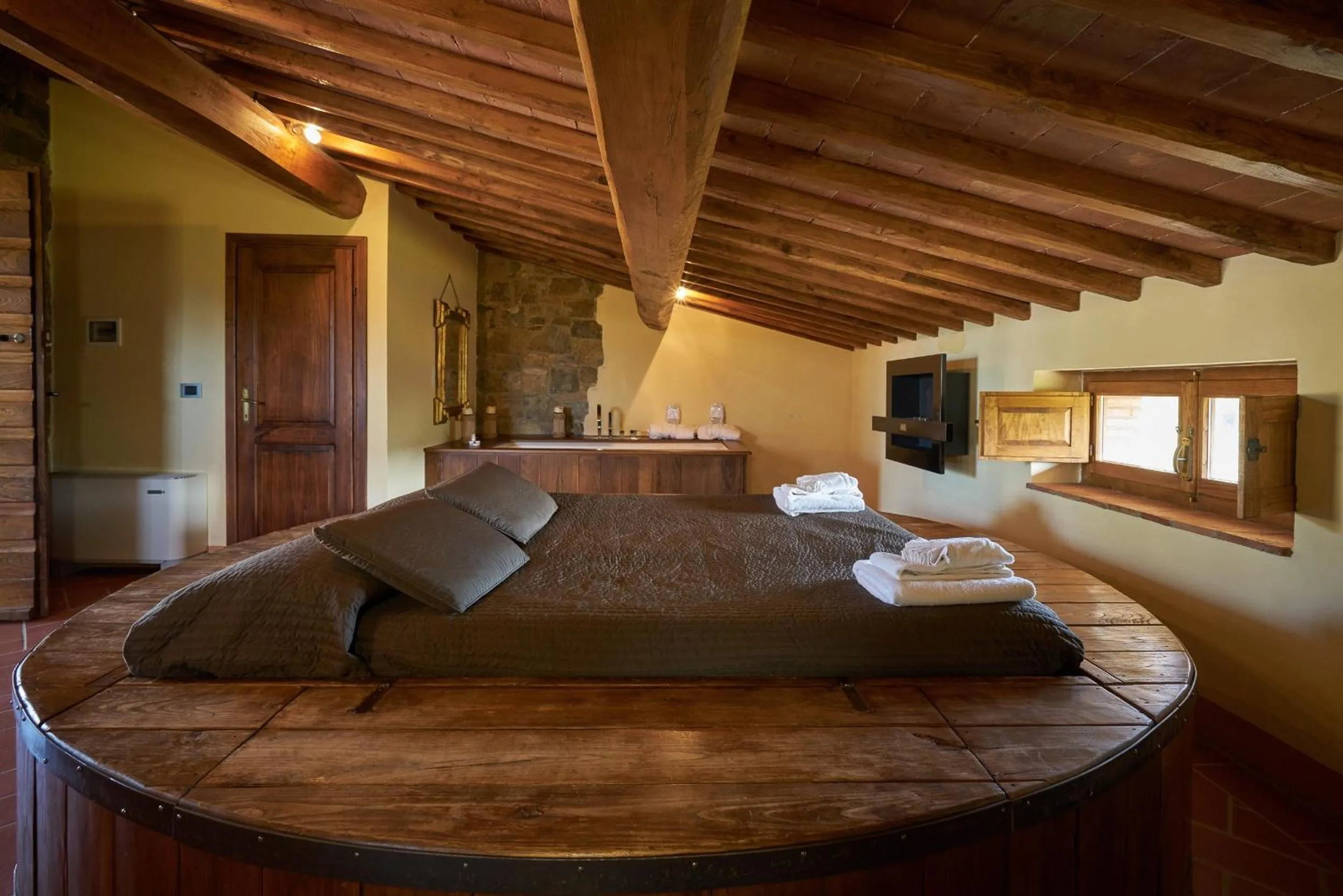 Bedroom, Bed in Borgo Casa al Vento