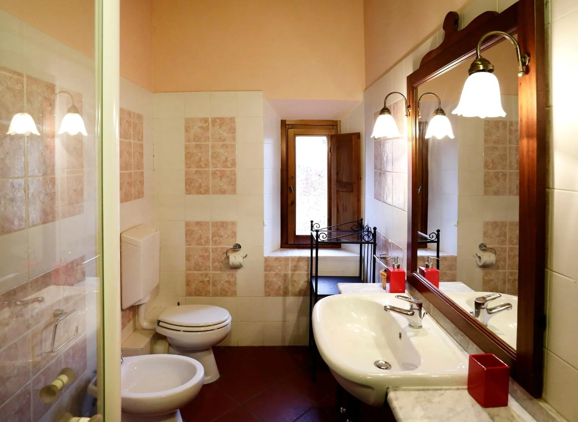 Bathroom in Borgo Casa al Vento