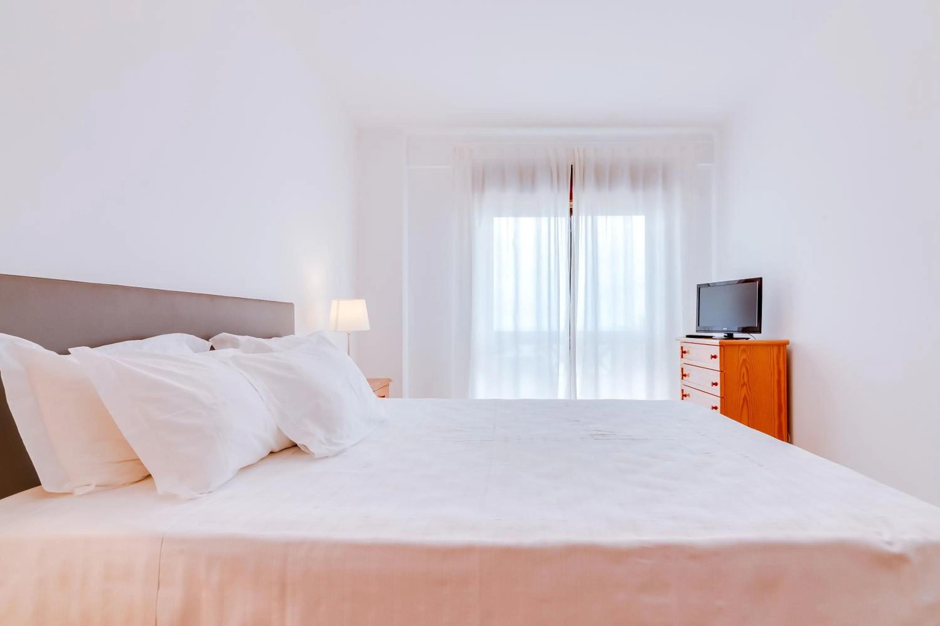 TV and multimedia, Bed in AL - Apartamento Girassol