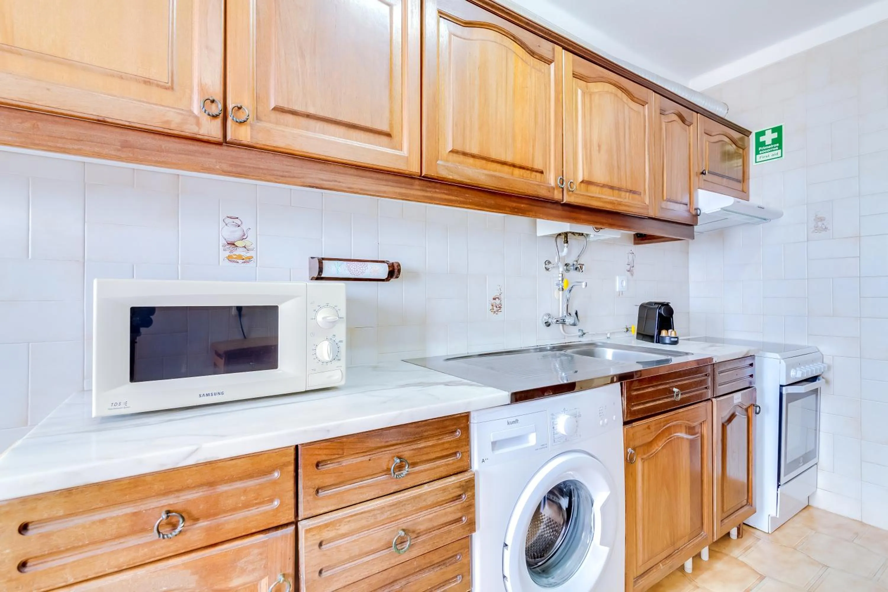 Kitchen or kitchenette in AL - Apartamento Girassol