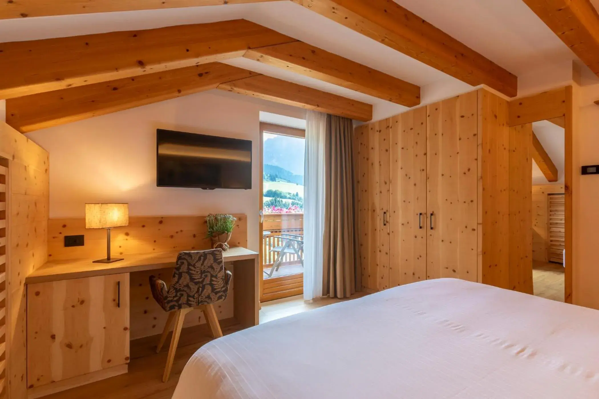 Two-Bedroom Suite in Hotel Lagorai Resort & Spa Two-Bedroom Suite in Hotel Lagorai Resort & Spa