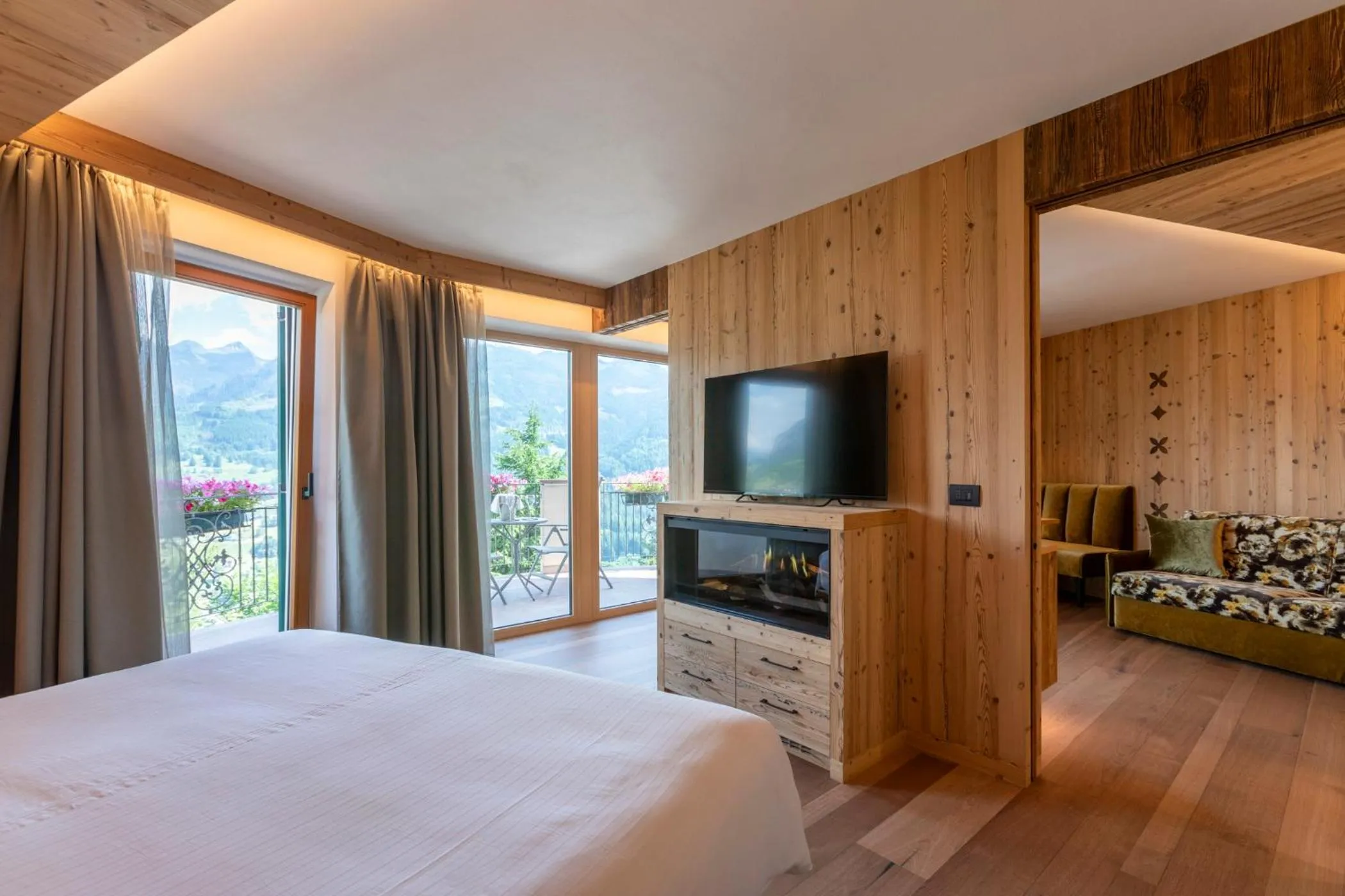 Bed in Hotel Lagorai Resort & Spa