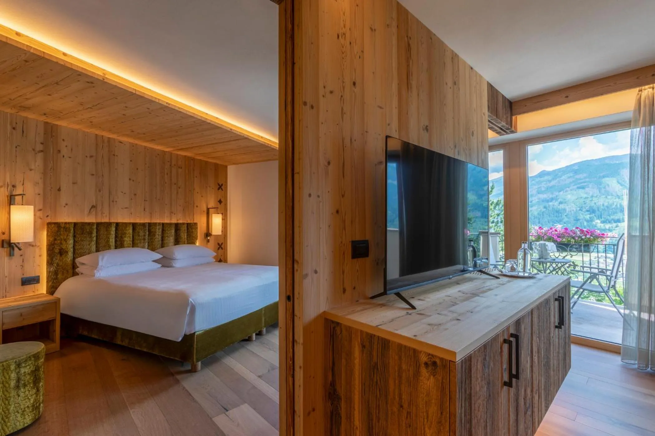 Bed in Hotel Lagorai Resort & Spa