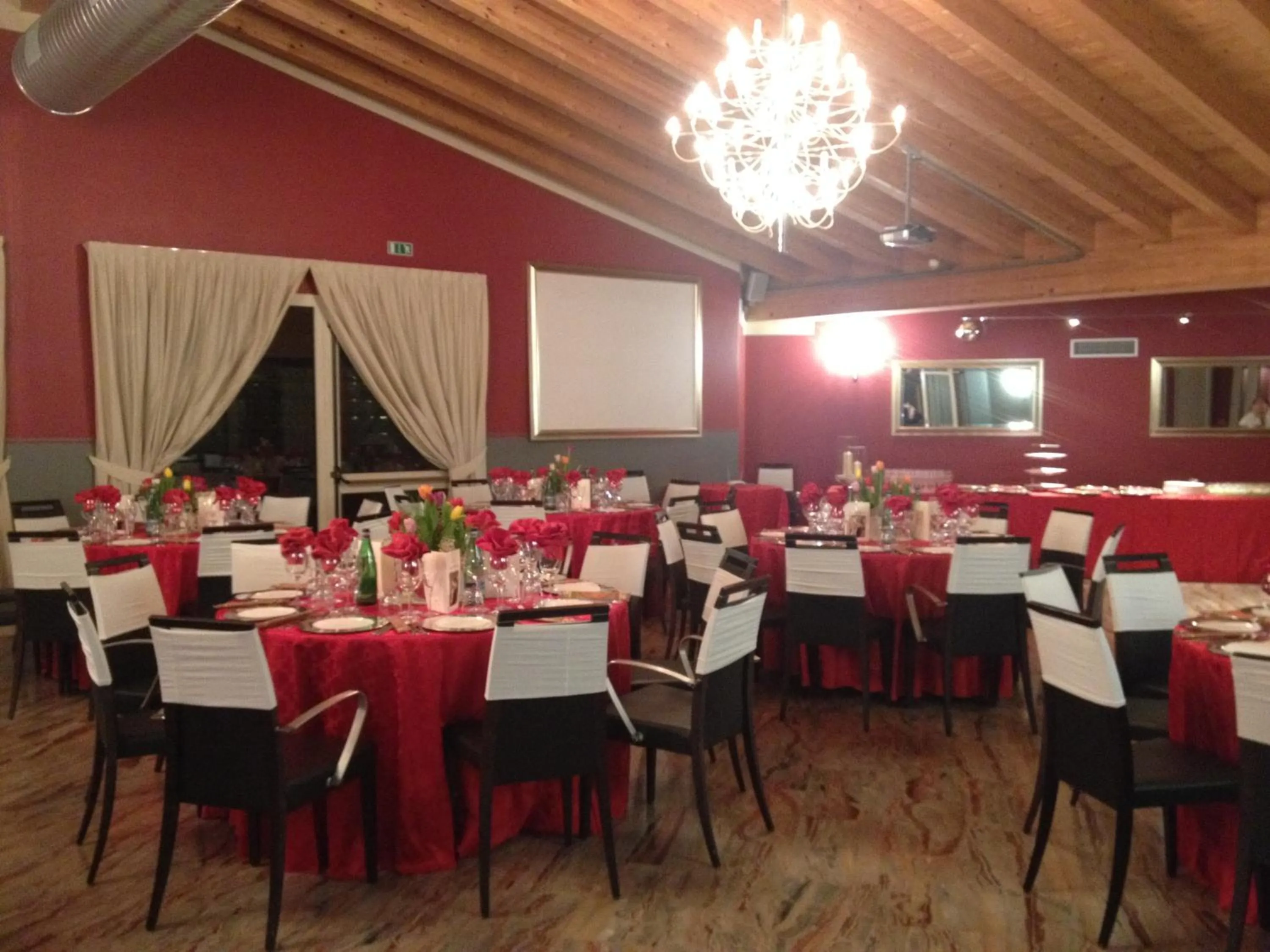 Restaurant/places to eat in Hotel San Martino