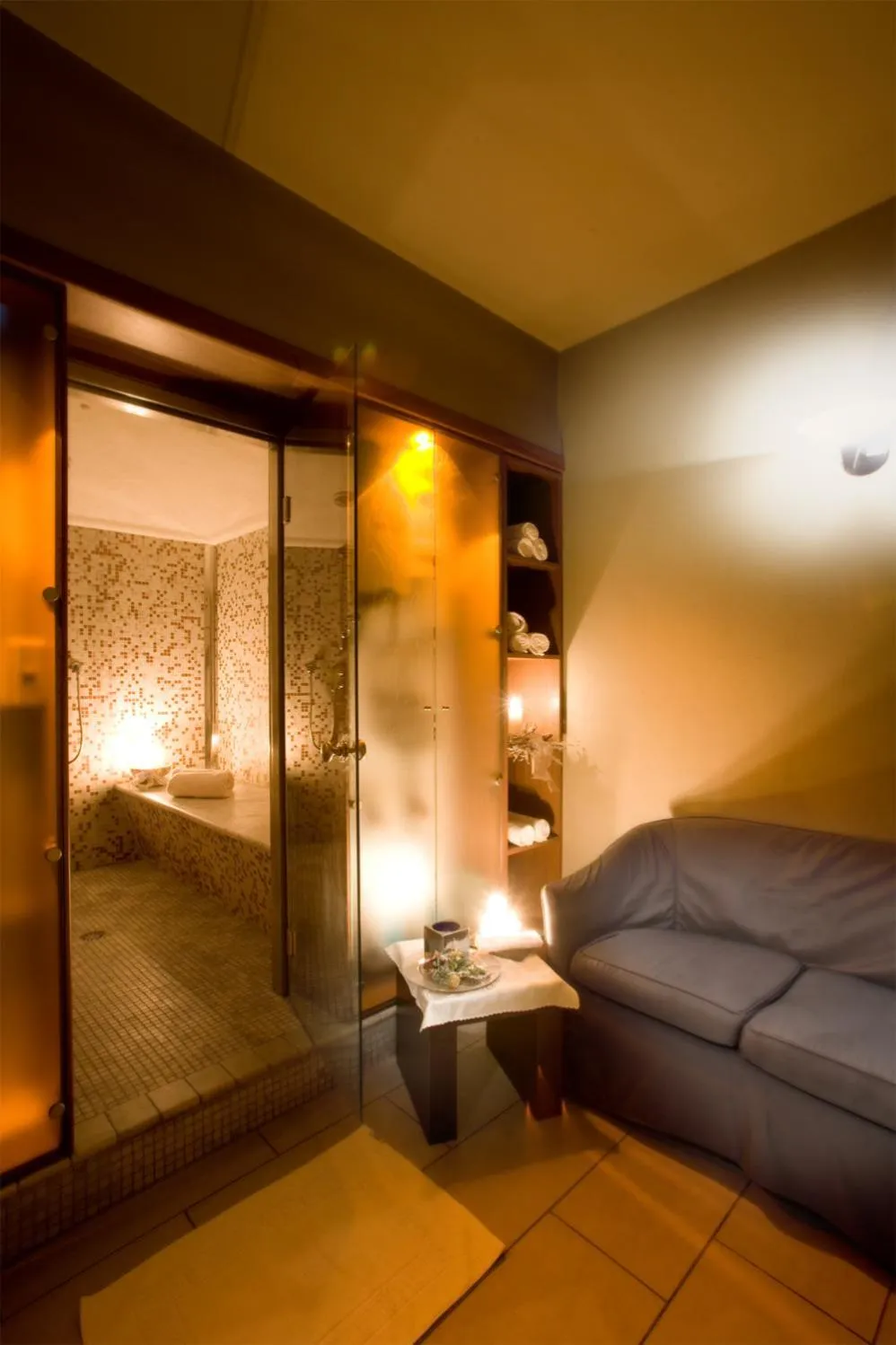 Steam room, Bed in Hotel San Martino