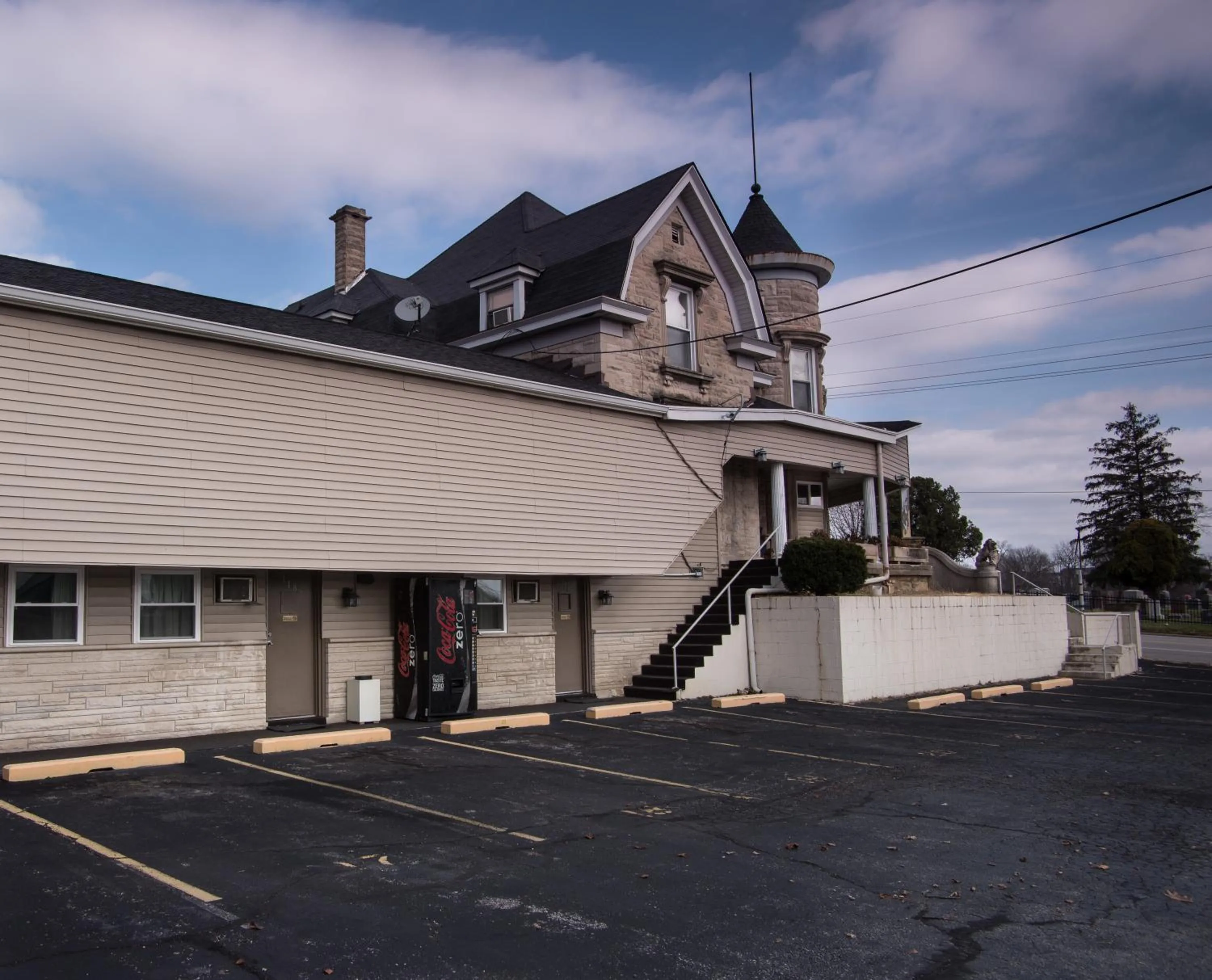 Area and facilities in Rosemount Motel