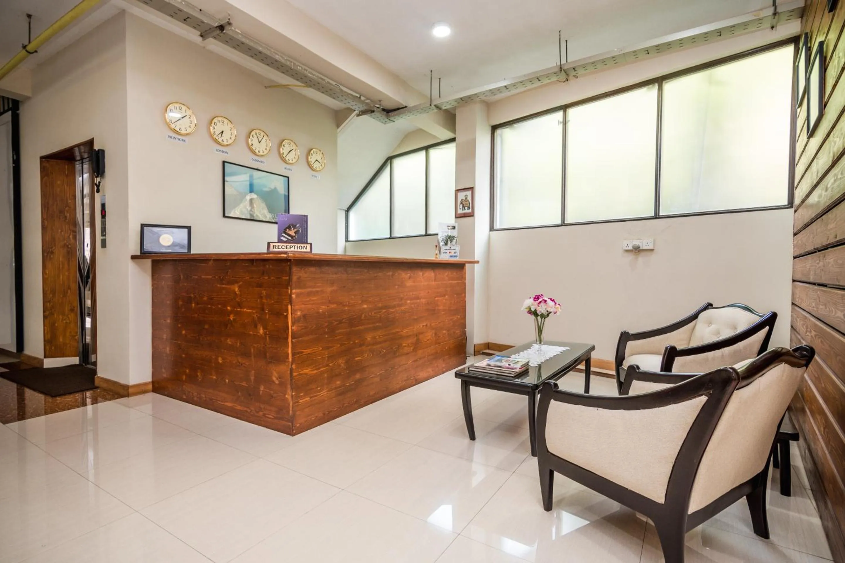 Lobby or reception in Janora Hills