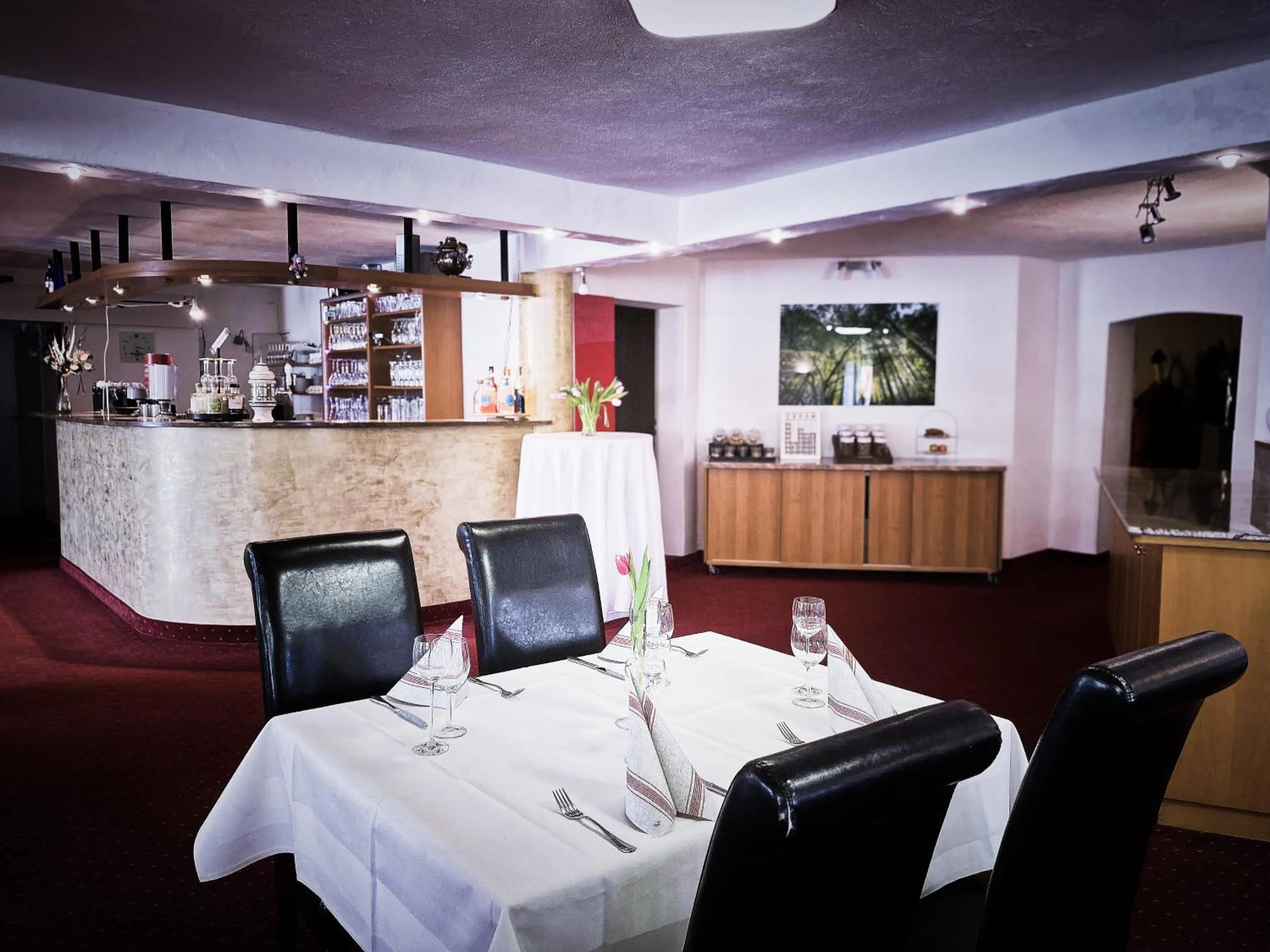 Restaurant/places to eat in Landhotel Zerlaut