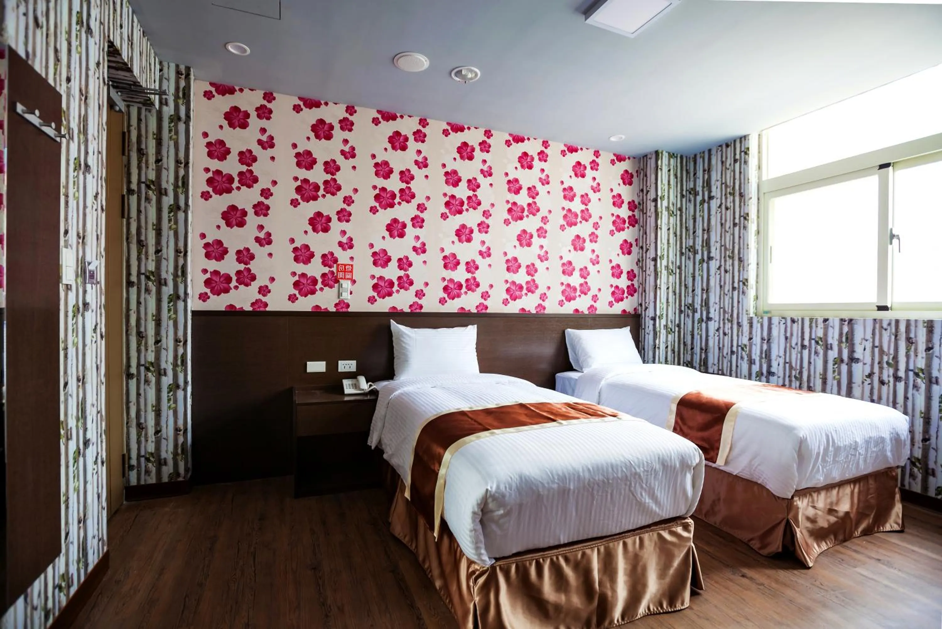 On site, Bed in A Ace Hotel