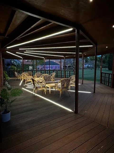 Patio in Springfield Country Hotel, Leisure Club & Spa