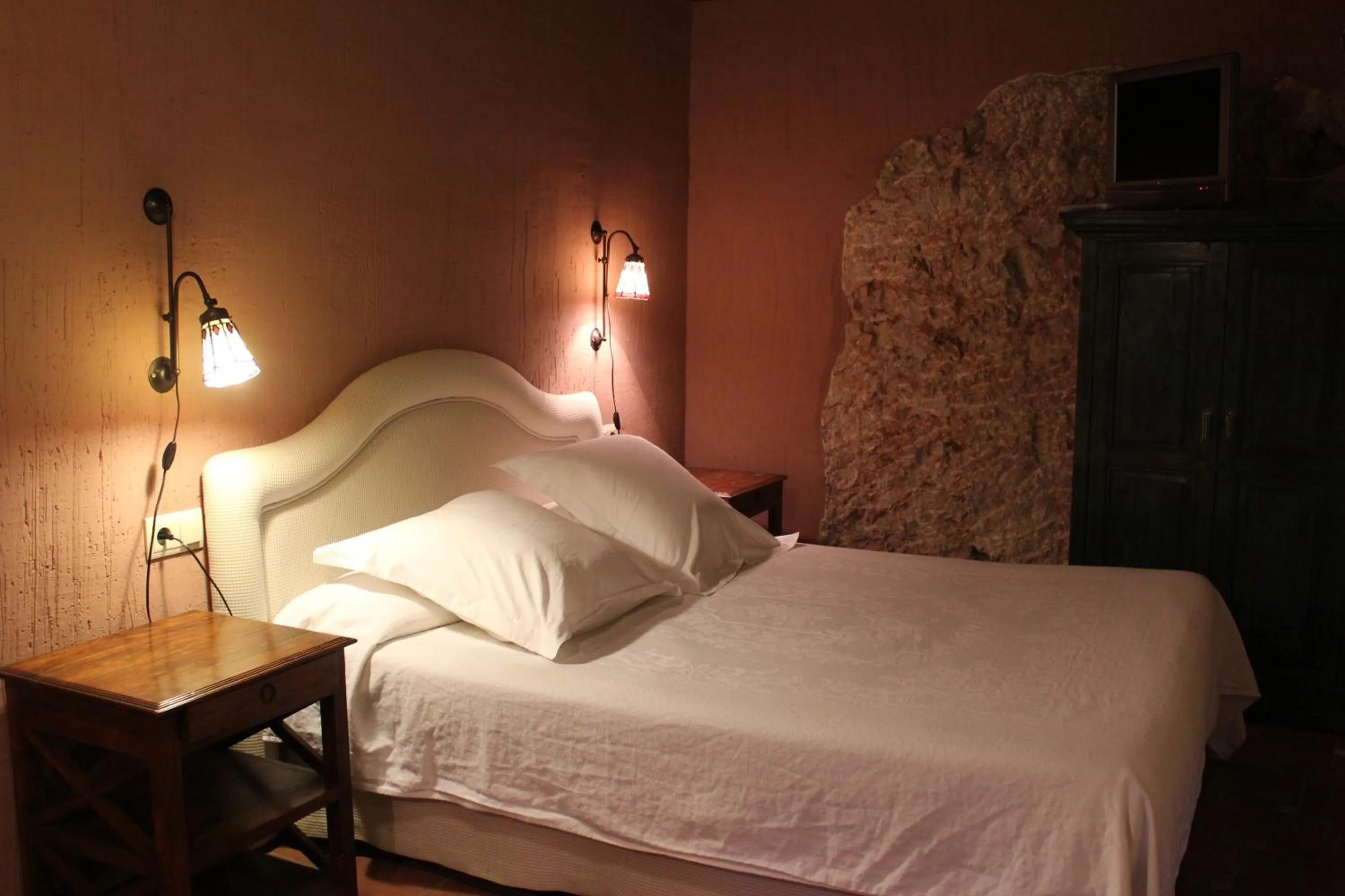 Decorative detail, Bed in Posada San Martin