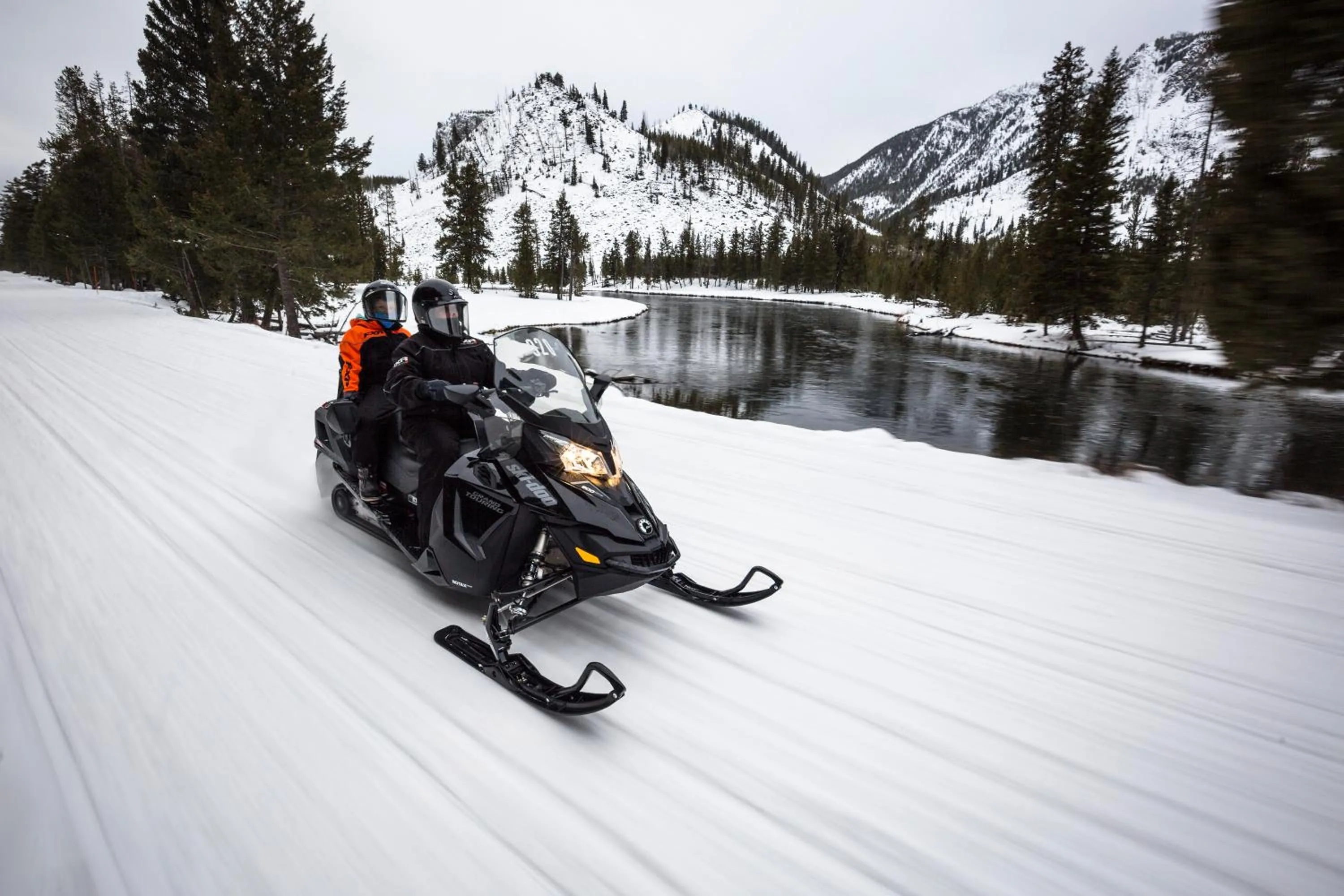 Natural landscape in Yellowstone Park Hotel